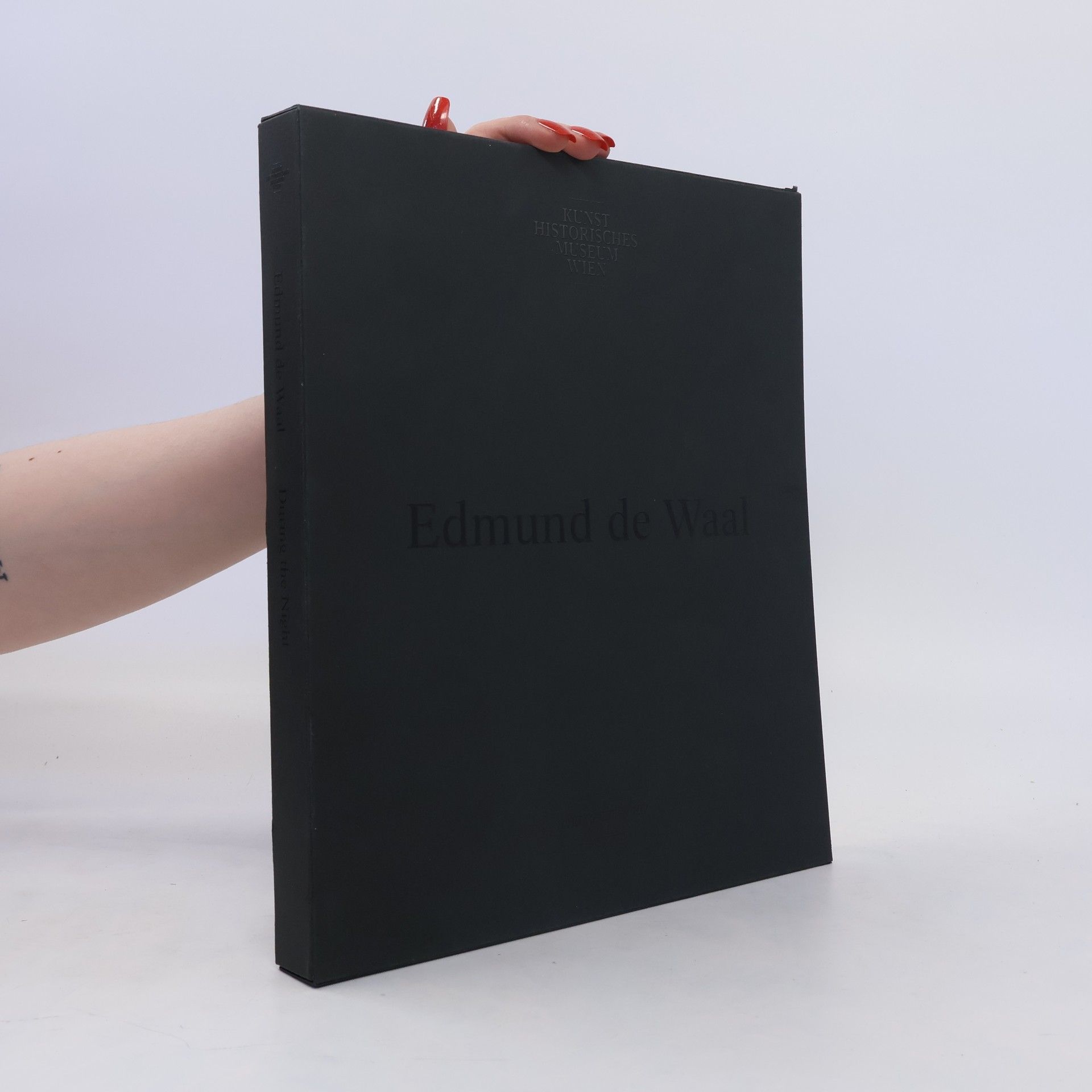 Edmund de Waal Edmund de Waal - during the night
