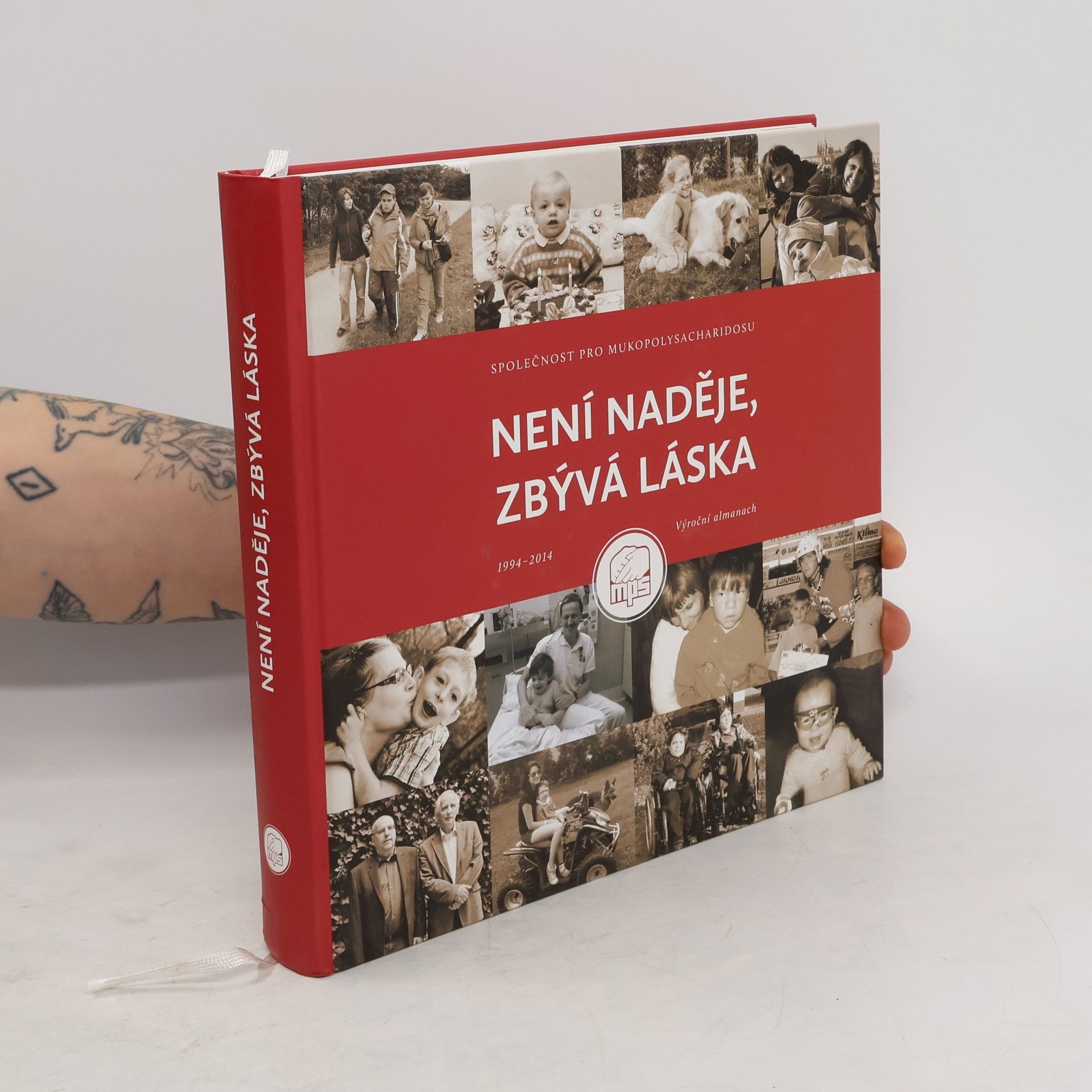 kolektiv Není naděje, zbývá láska