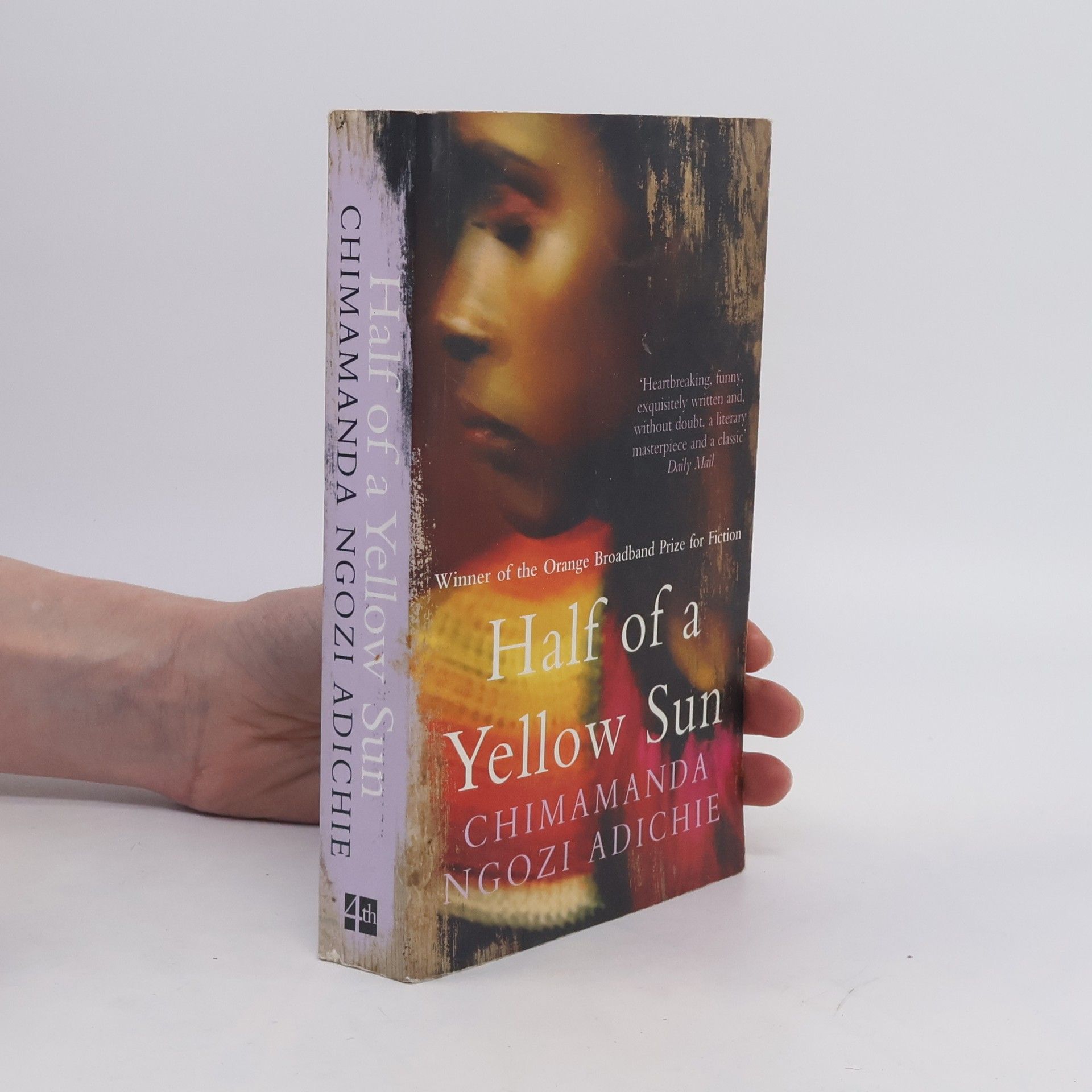 Chimamanda Ngozi Adichie Half of a Yellow Sun