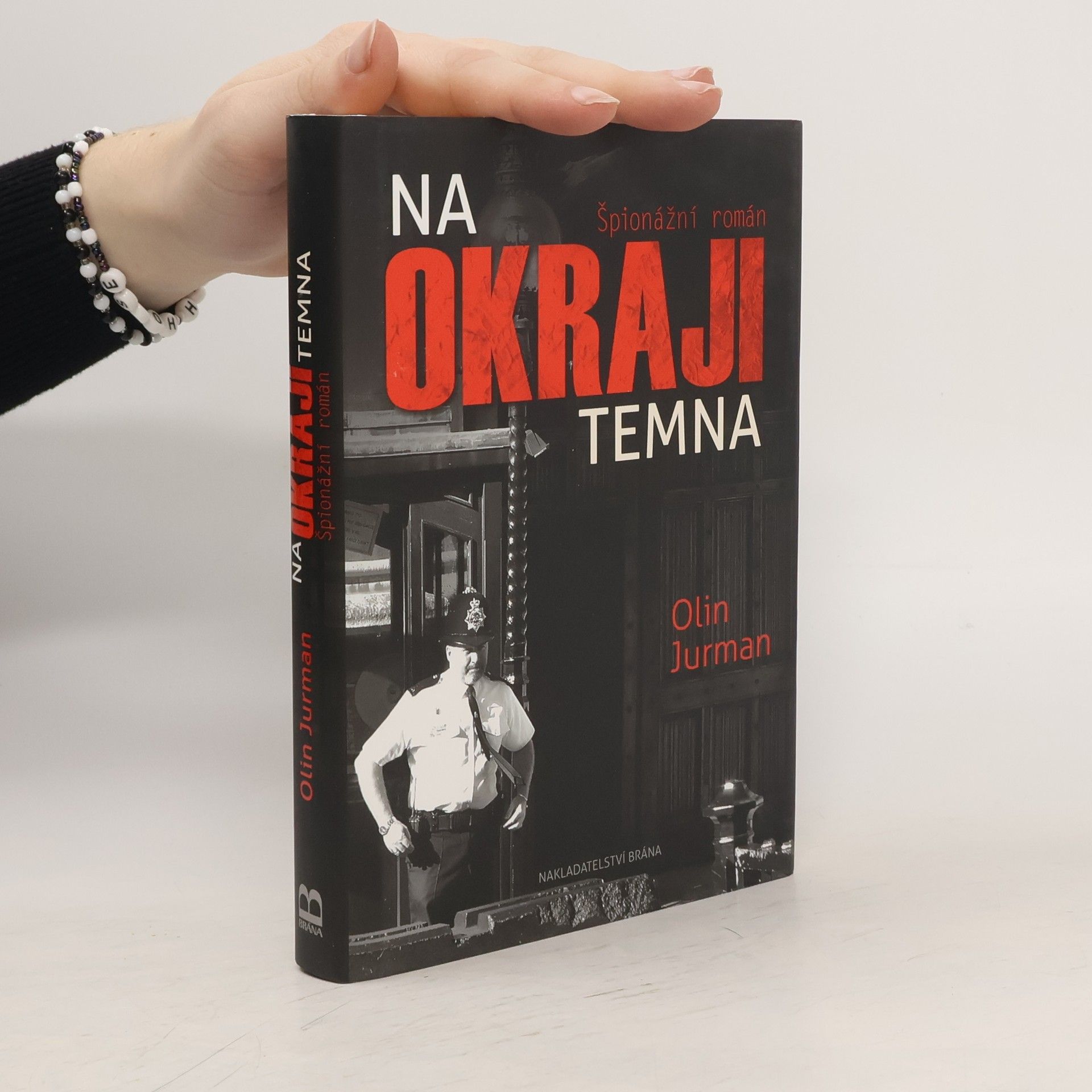 Oldřich Jurman Na okraji temna: špionážní román