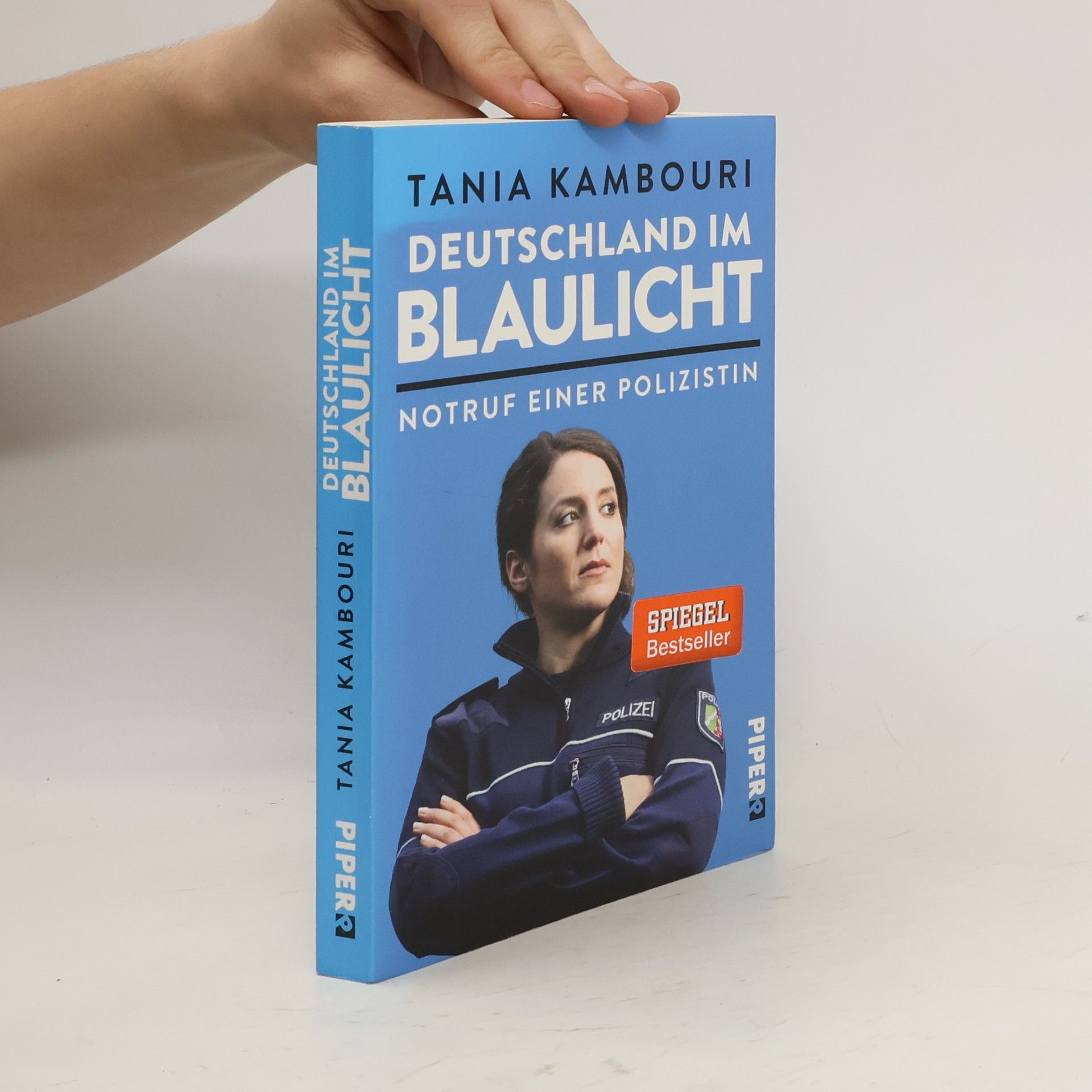 Tania Kambouri Deutschland im Blaulicht : Notruf einer Polizistin