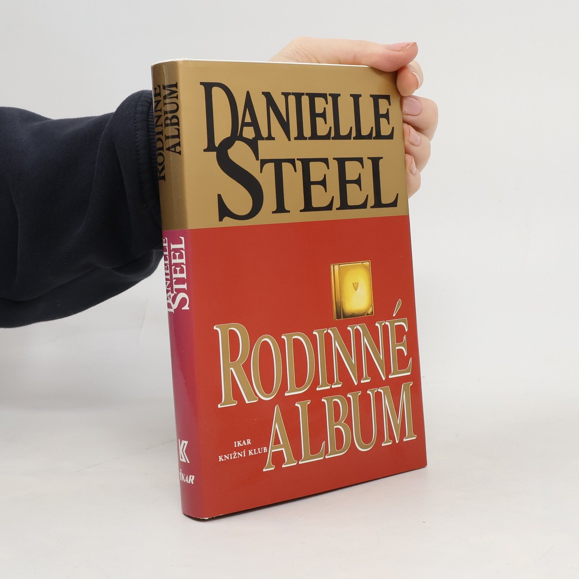 Danielle Steel Rodinné album