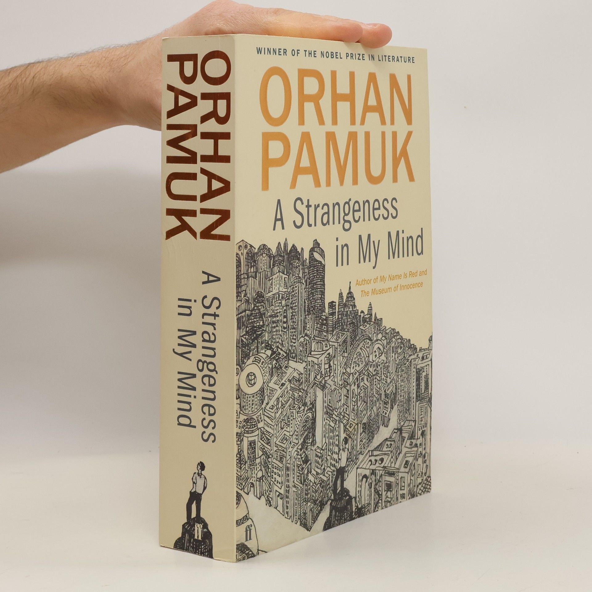 Orhan Pamuk A Strangeness in My Mind