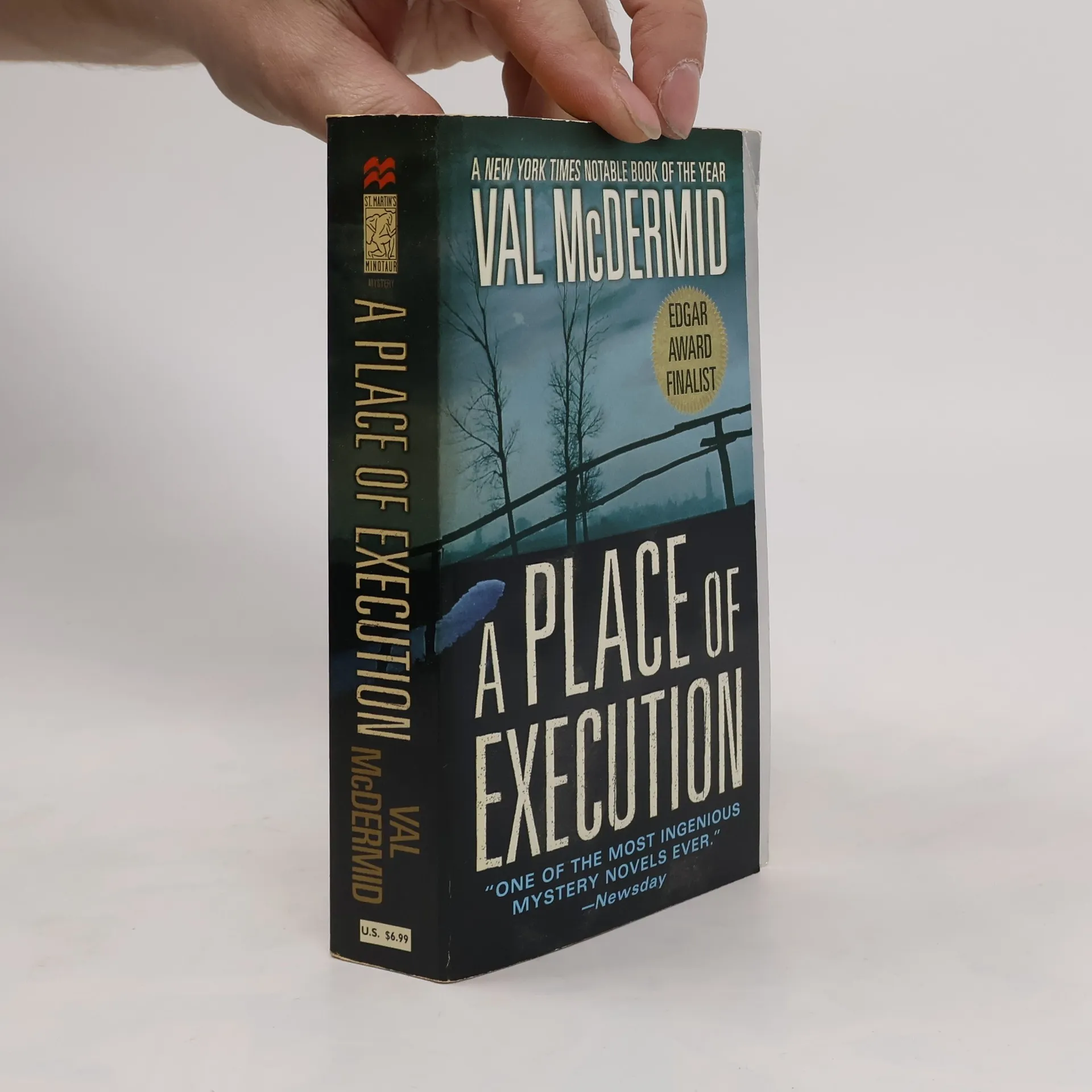 A Place of Execution | Book | Val McDermid | EN