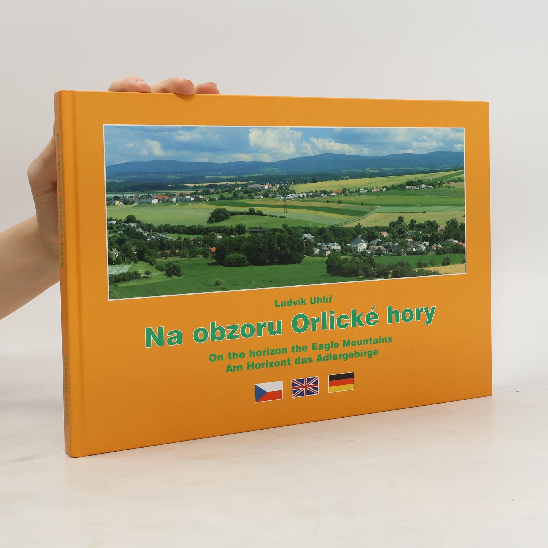 Ludvík Uhlíř Na obzoru Orlické hory