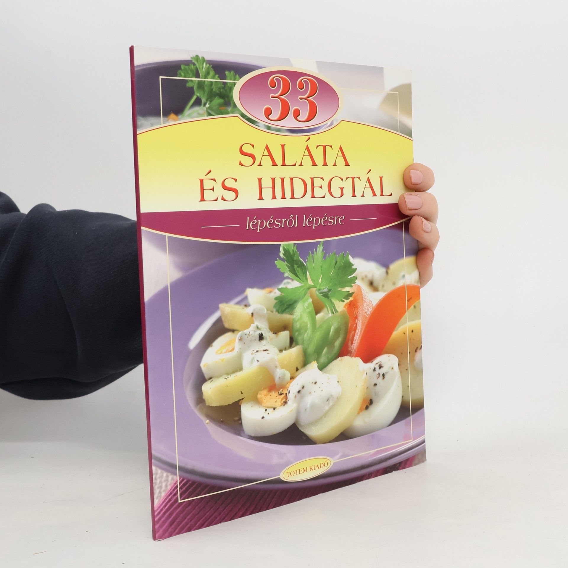 Collectif d'auteurs Saláta és hidegtál