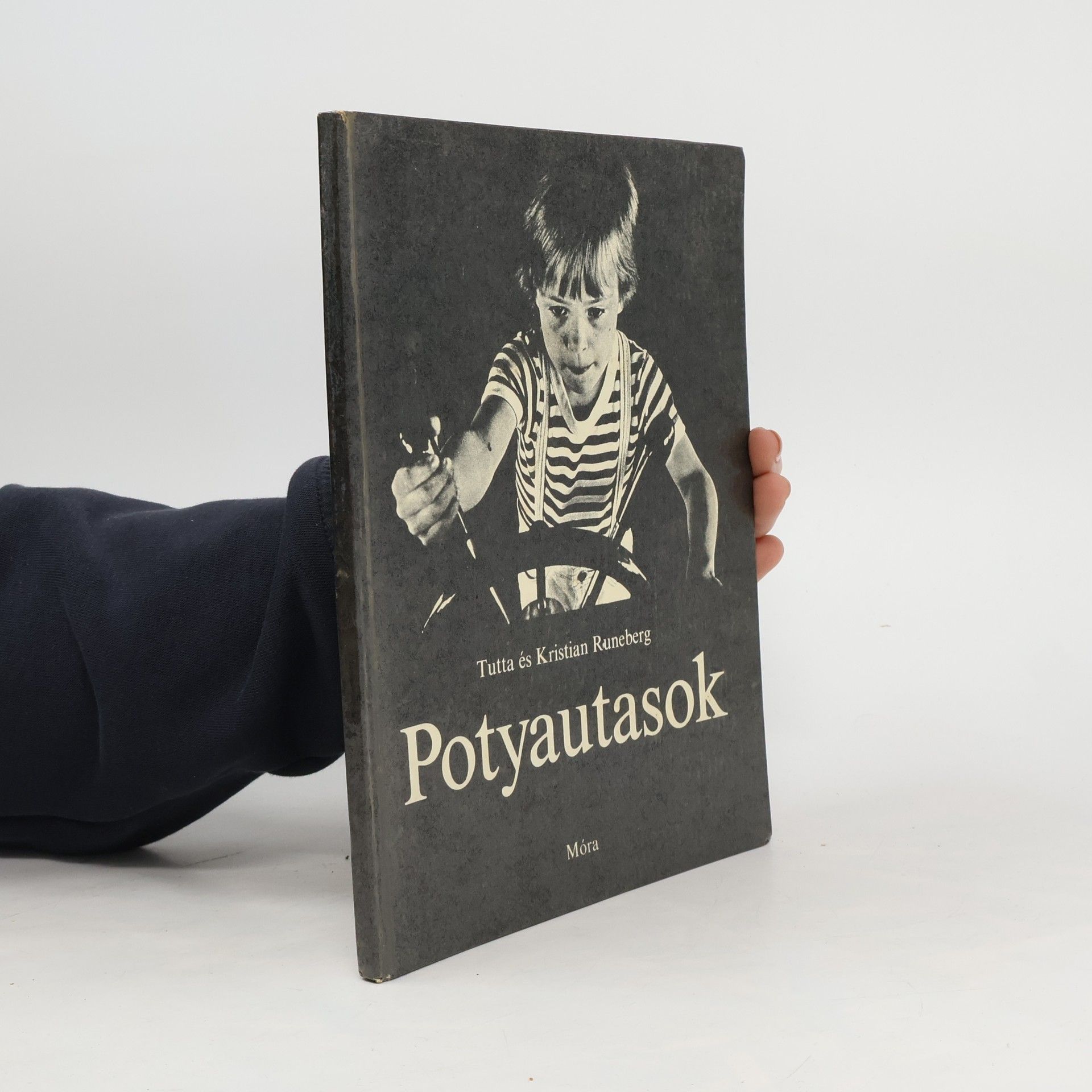 kolektiv Potyautasok