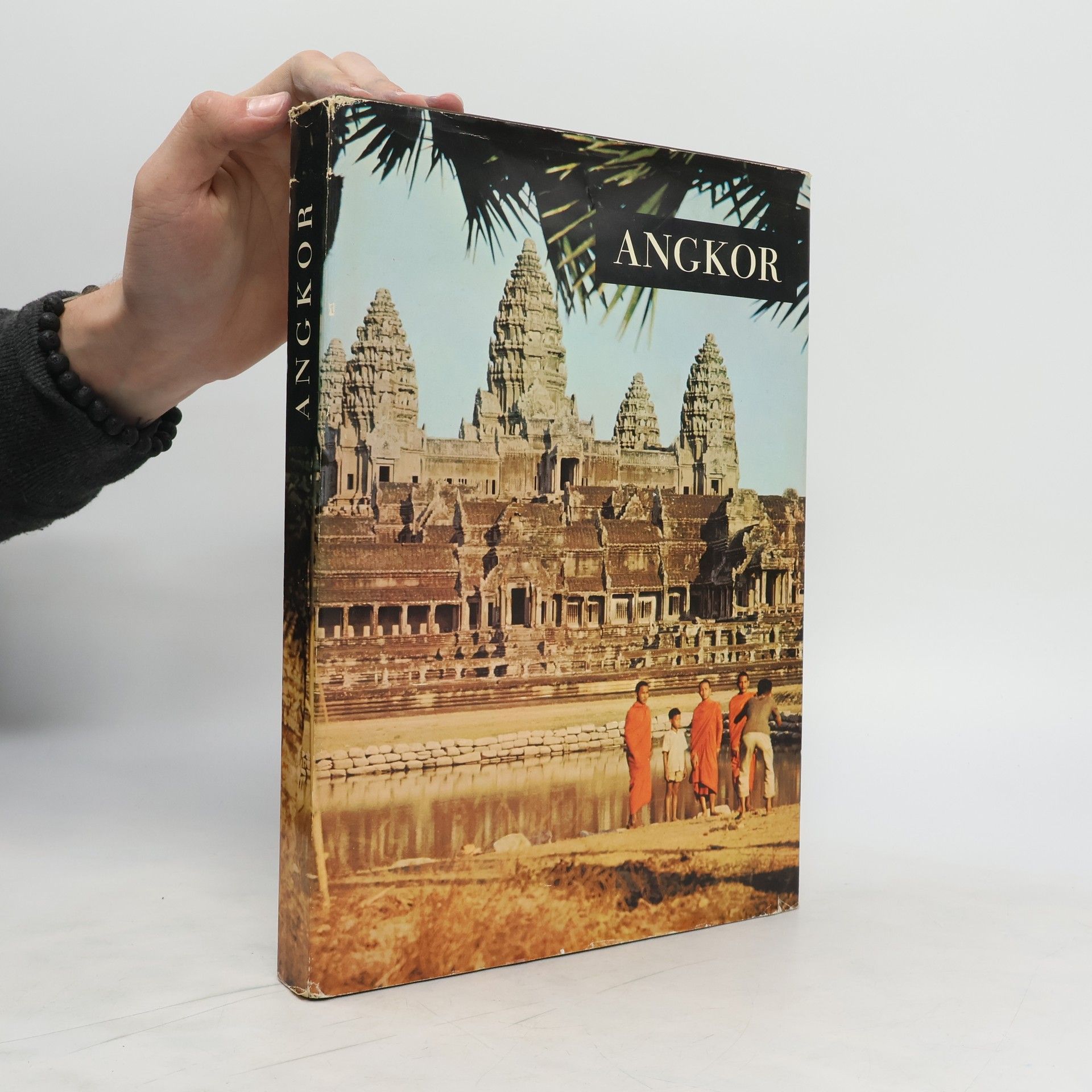 R. Wening Angkor