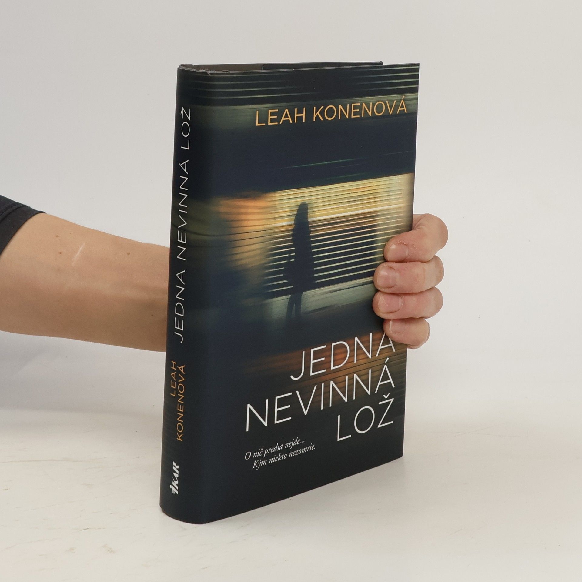 Leah Konen Jedna nevinná lož