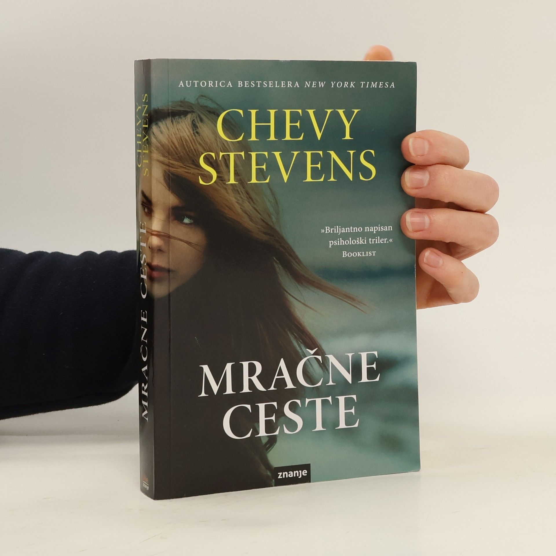 Chevy Stevens Mračne ceste