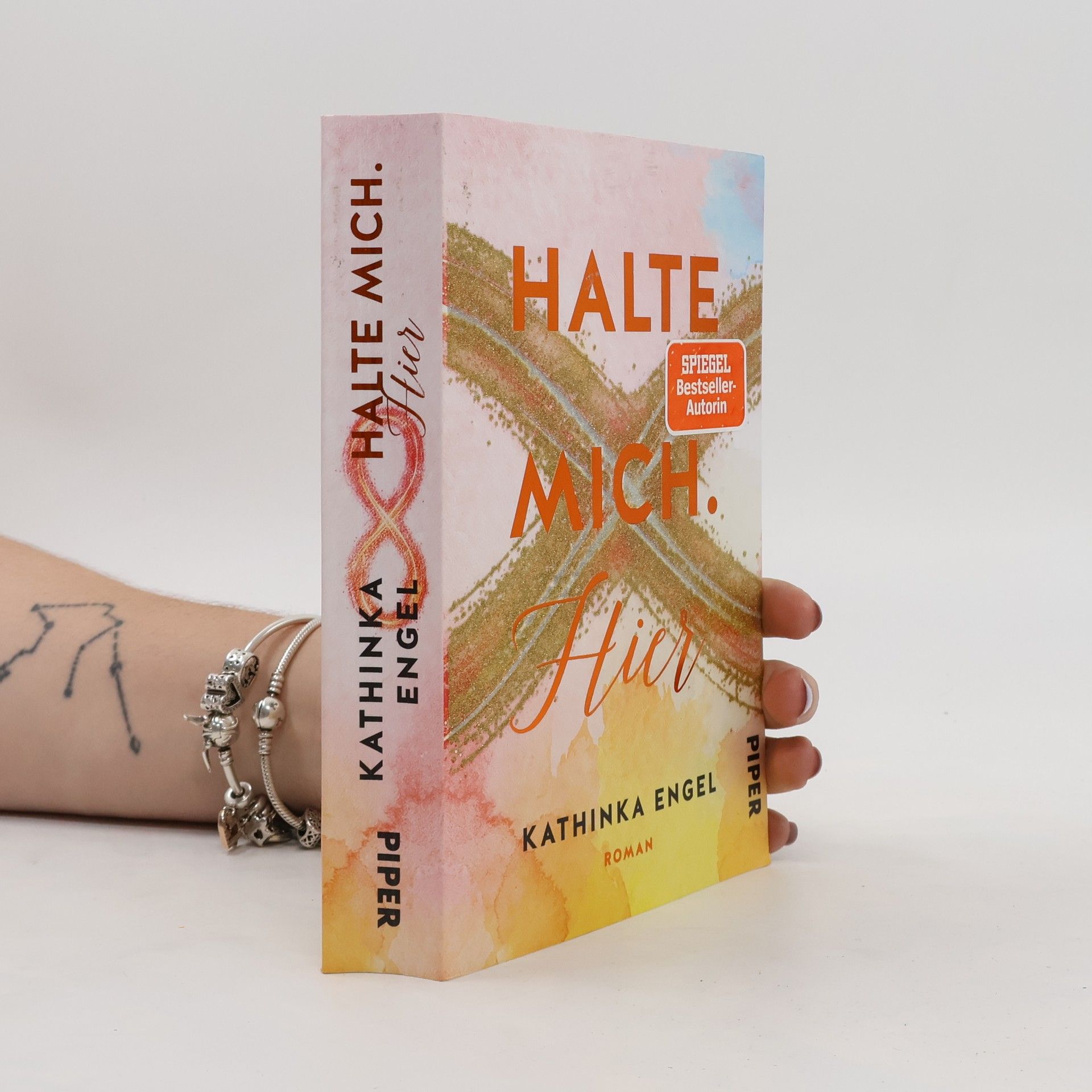Kathinka Engel Halte mich - hier