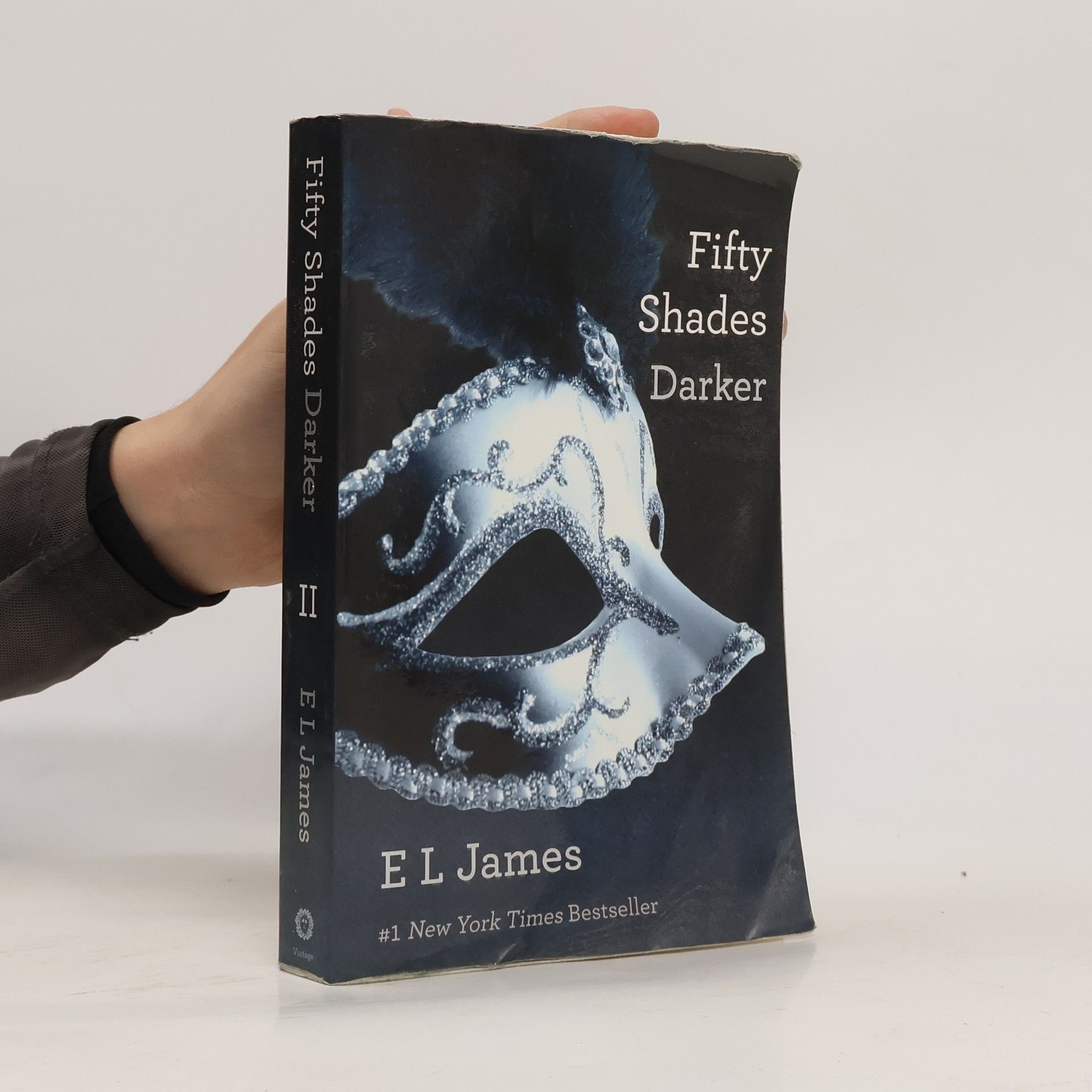 E L James Fifty Shades Darker