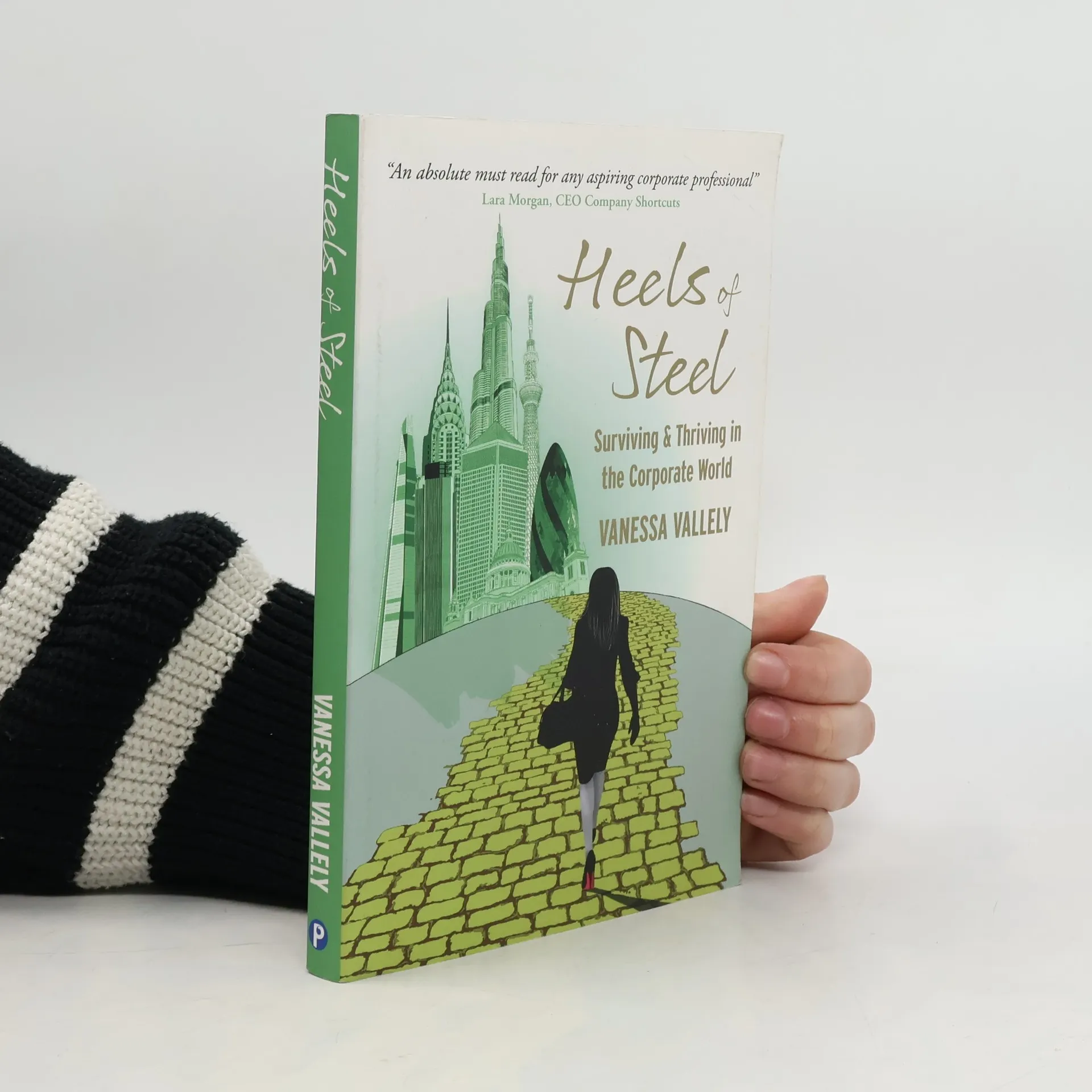 Heels of Steel | Kniha | mäkká | Vanessa Vallely | EN