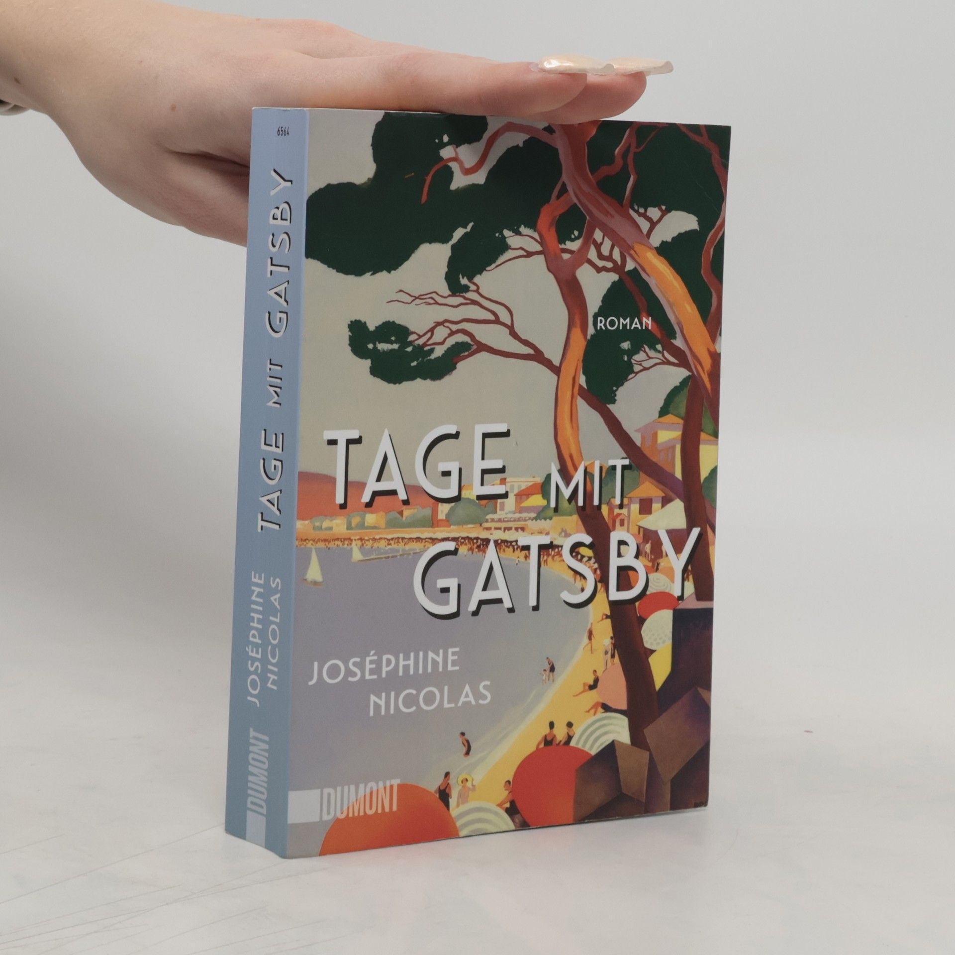 Joséphine Nicolas Tage mit Gatsby