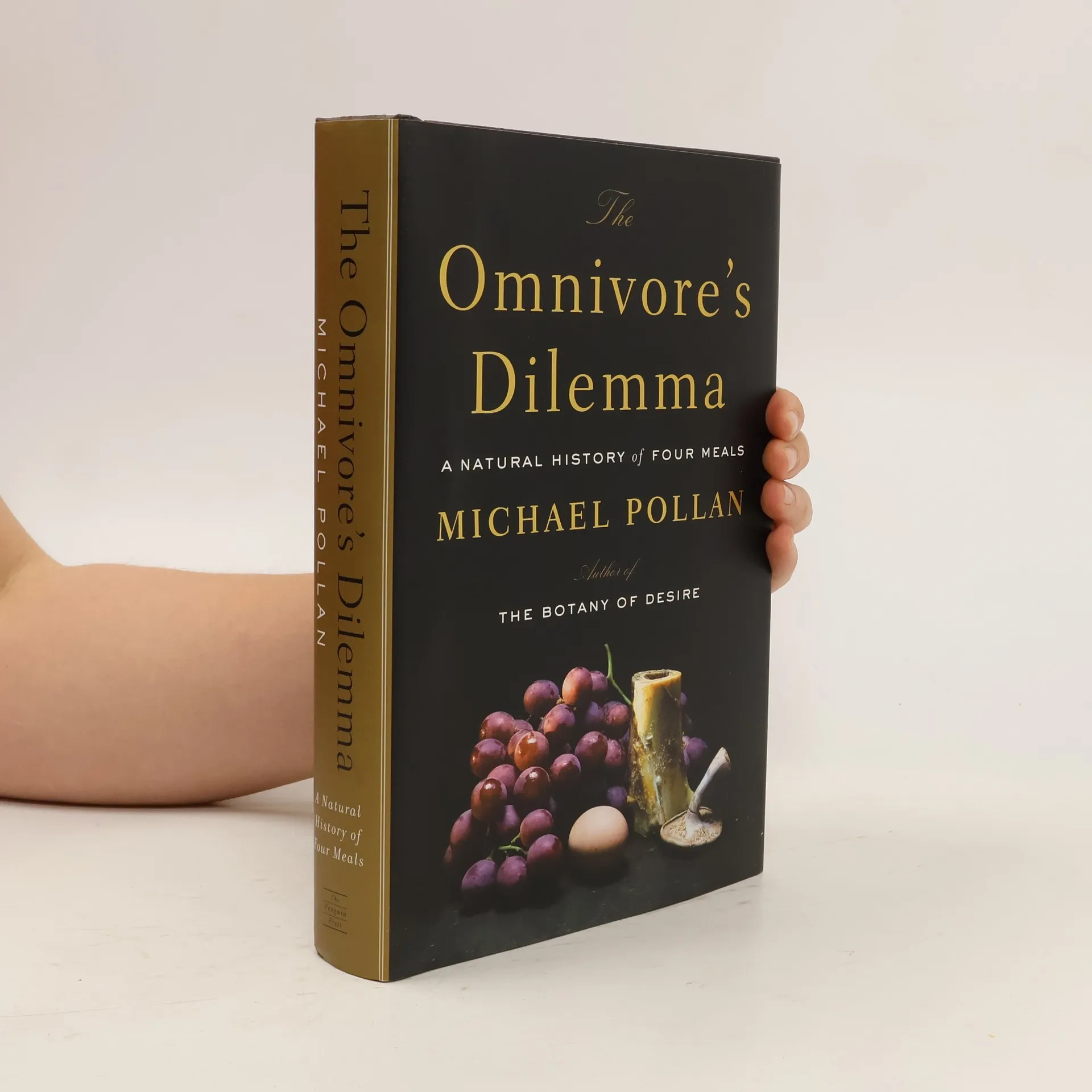 The Omnivore's Dilemma : a Natural History of Four Meals | Book | Michael Pollan | EN