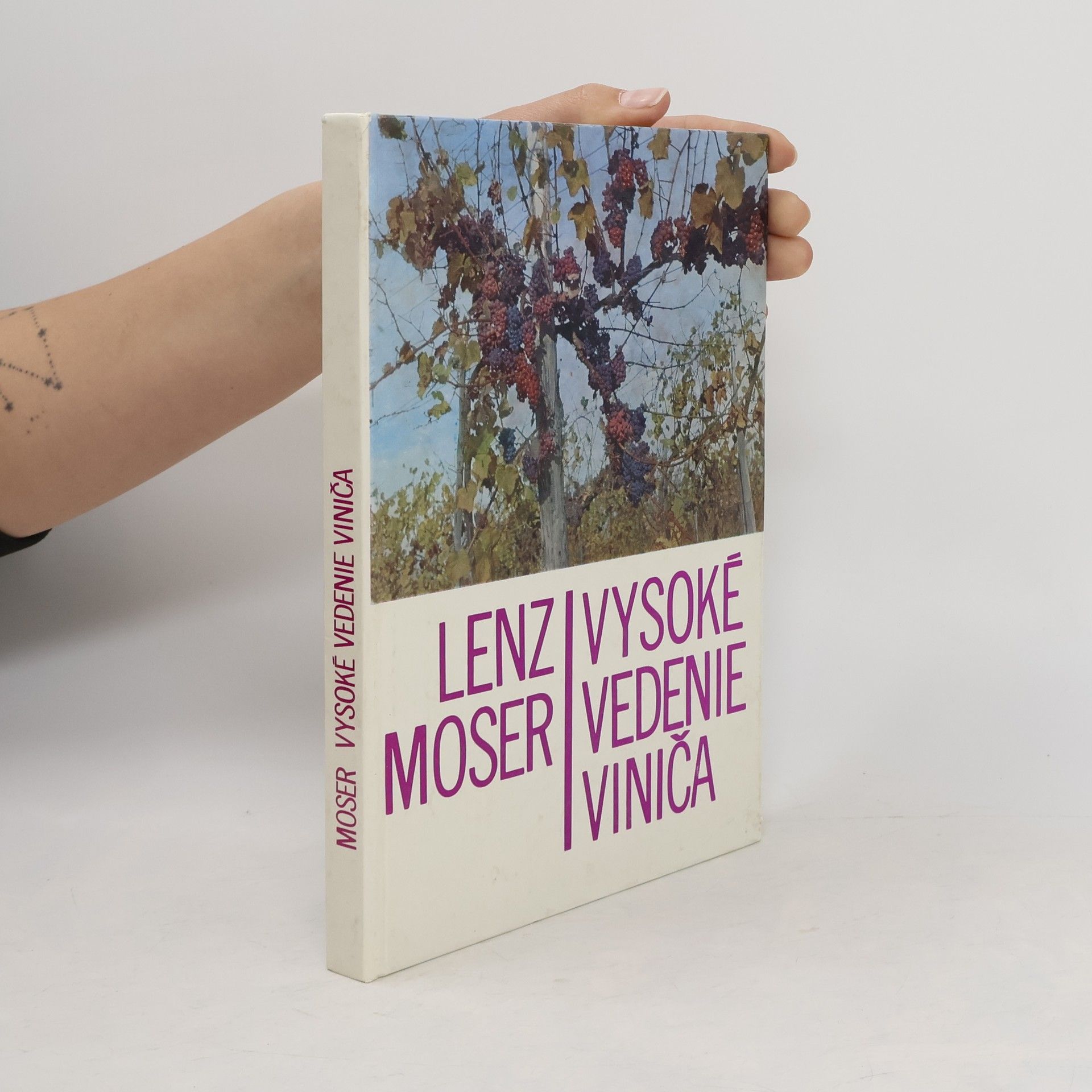 Lens Moser Vysoké vedenie viniča