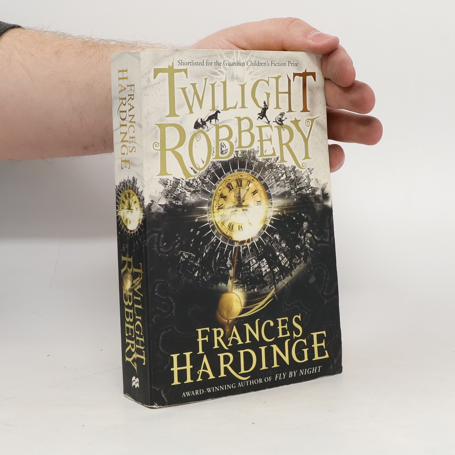 Frances Hardinge Twilight Robbery