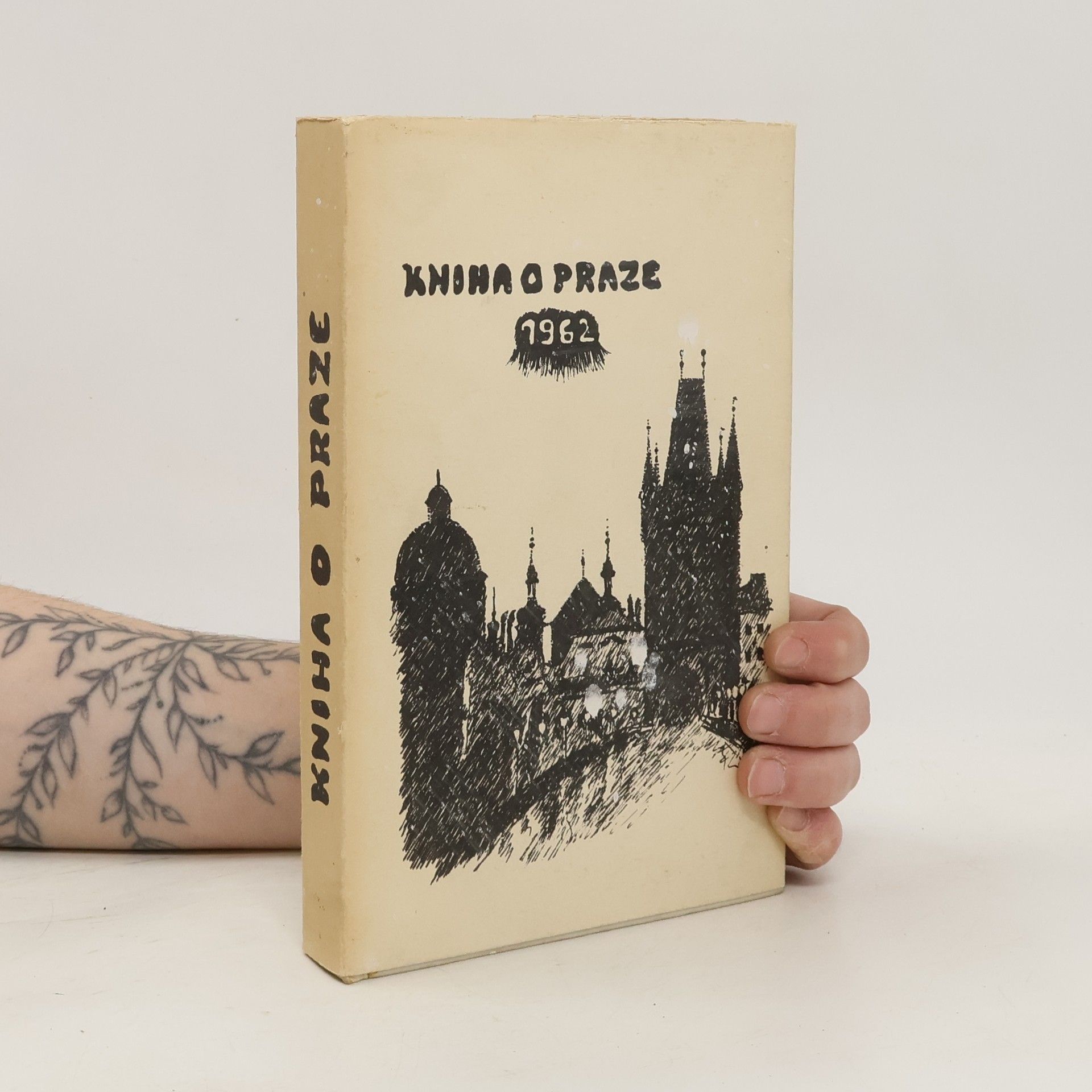 AA.VV. Kniha o Praze 1962