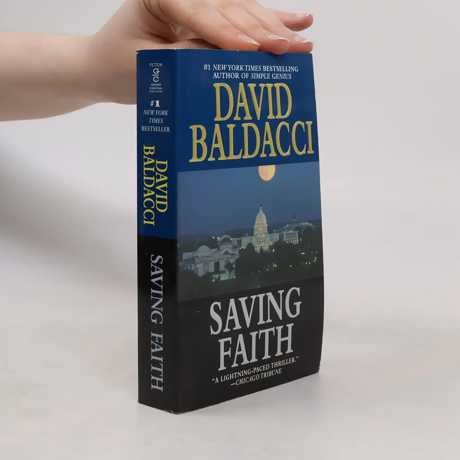 Saving Faith | Book | Paperback | David Baldacci | EN