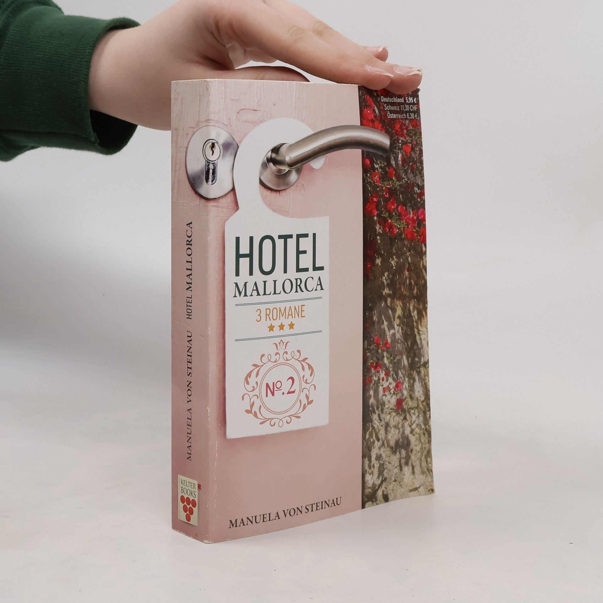 Manuela Von Steinau Hotel Mallorca No.2