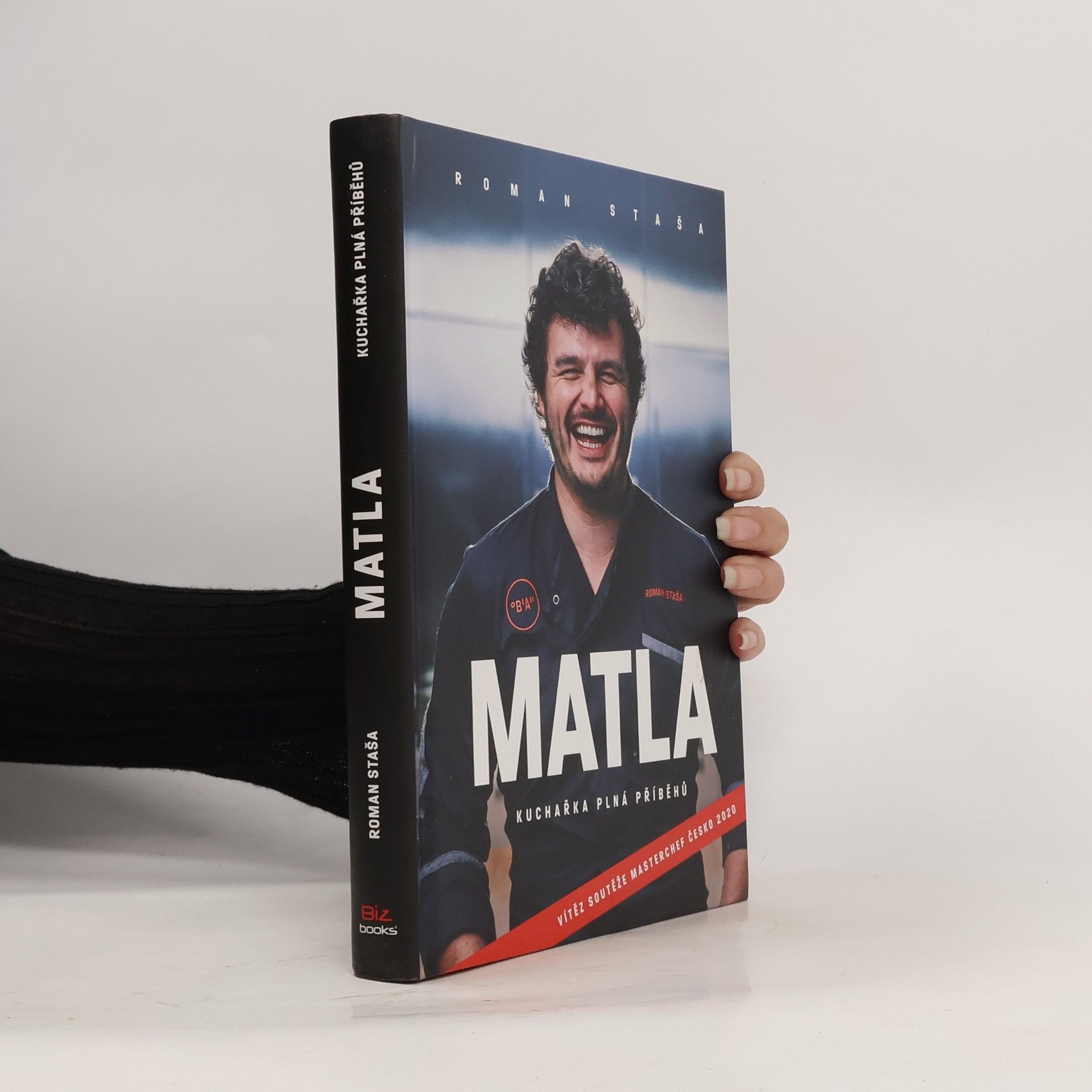 Roman Staša Matla : kuchařka plná příběhů