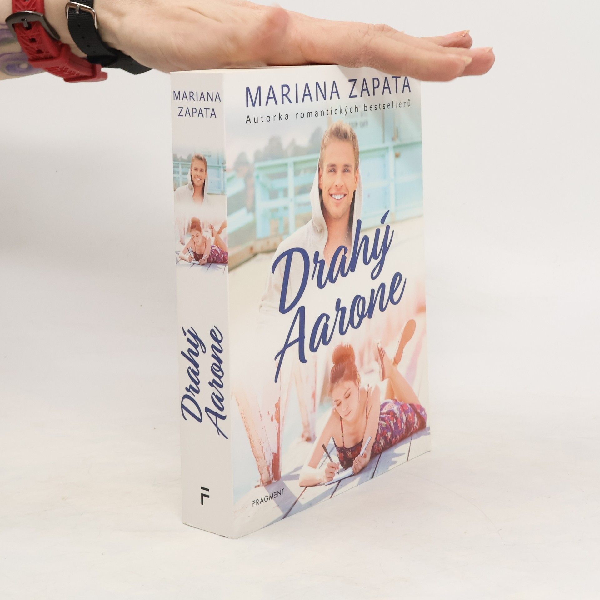 Mariana Zapata Drahý Aarone