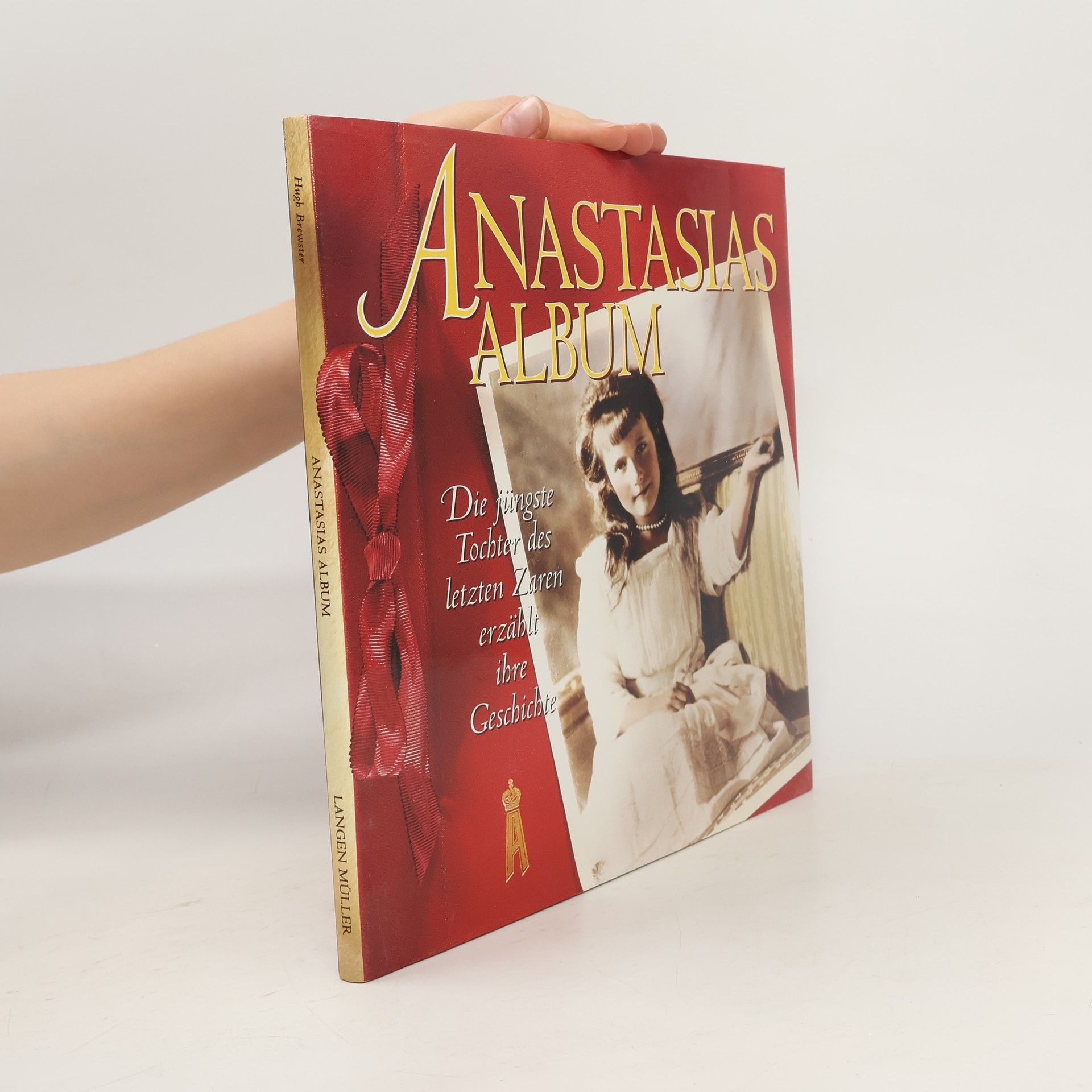 Hugh Brewster Anastasias Album