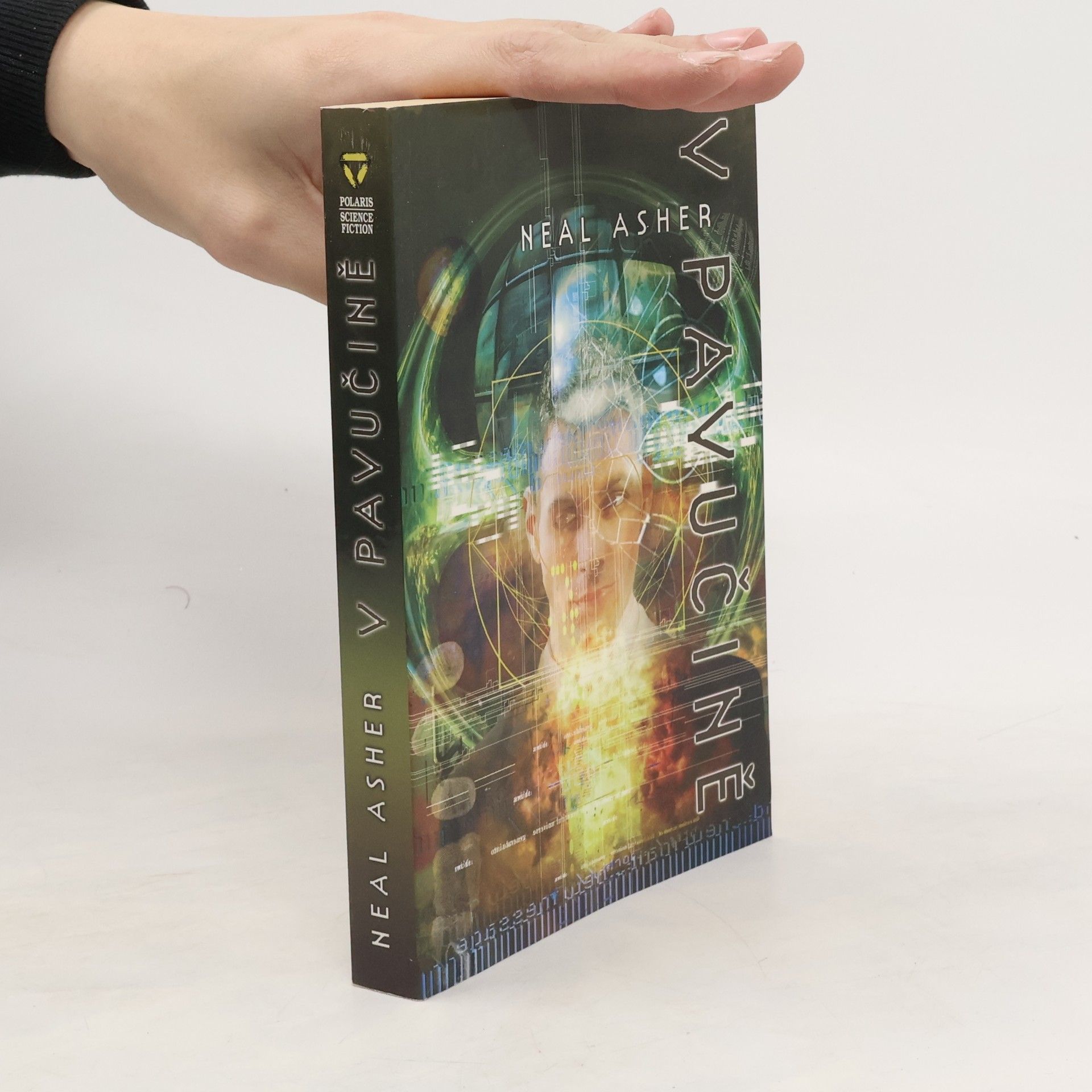 Neal Asher V pavučině