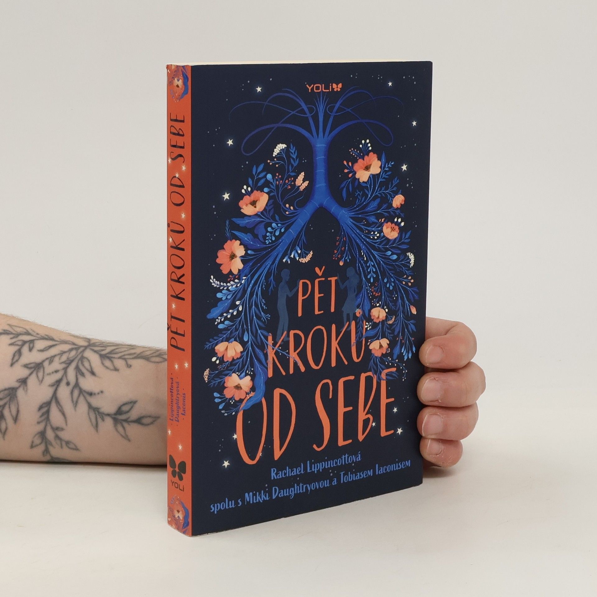 Rachael Lippincott Pět kroků od sebe