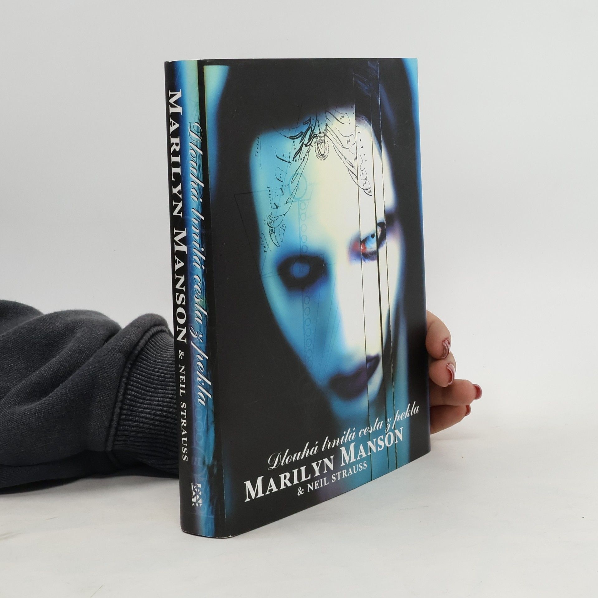 Marilyn Manson Dlouhá trnitá cesta z pekla