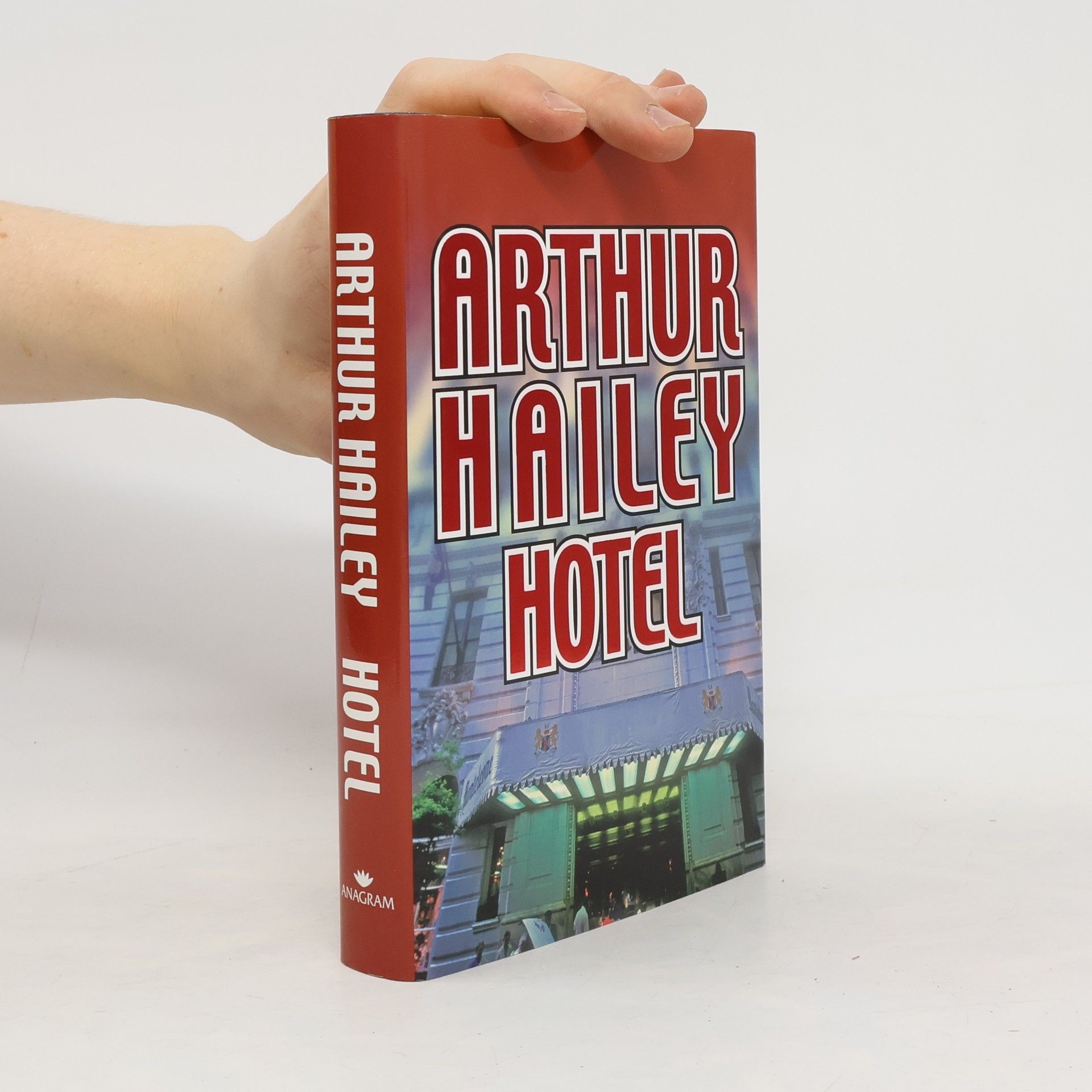 Arthur Hailey Hotel