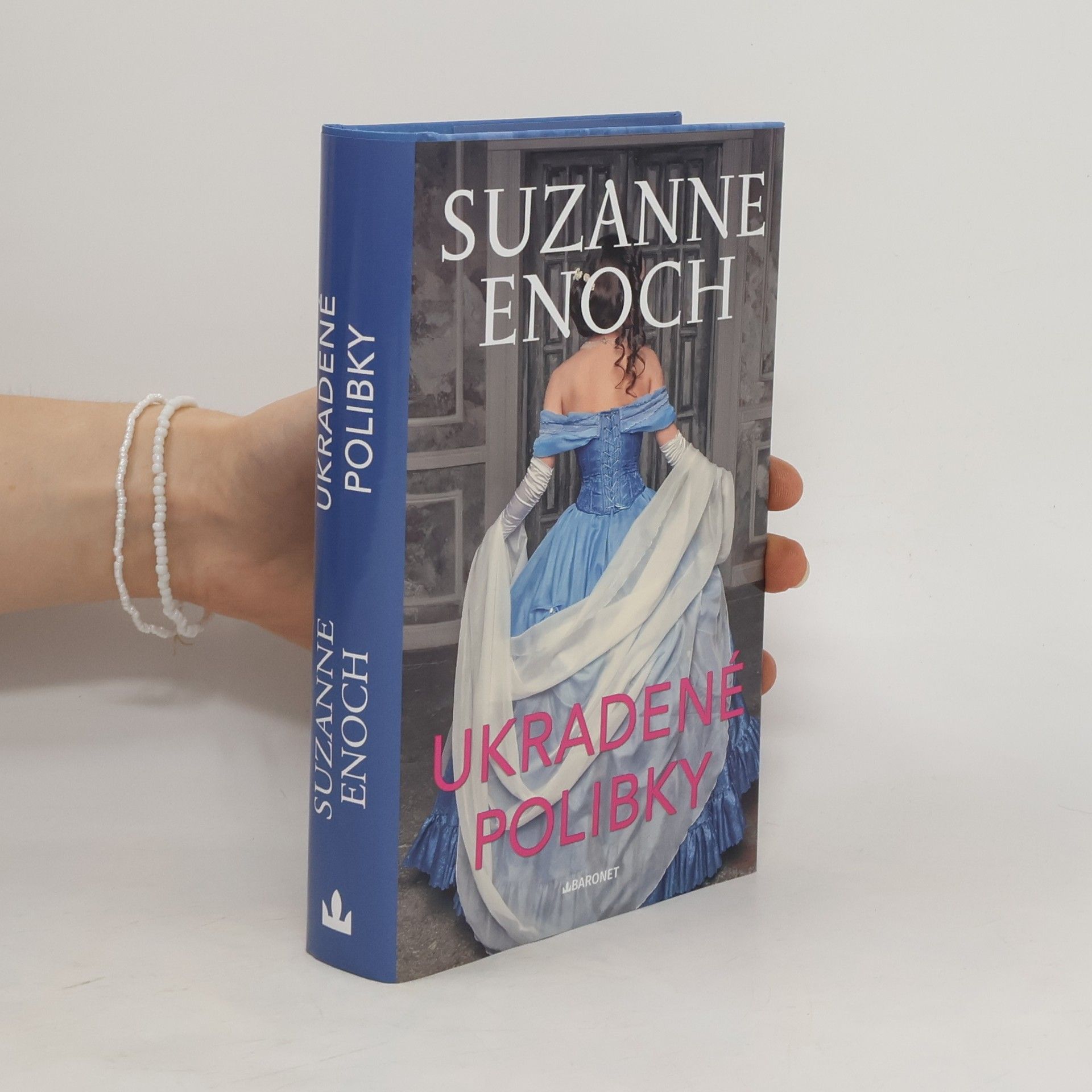Suzanne Enoch Ukradené polibky
