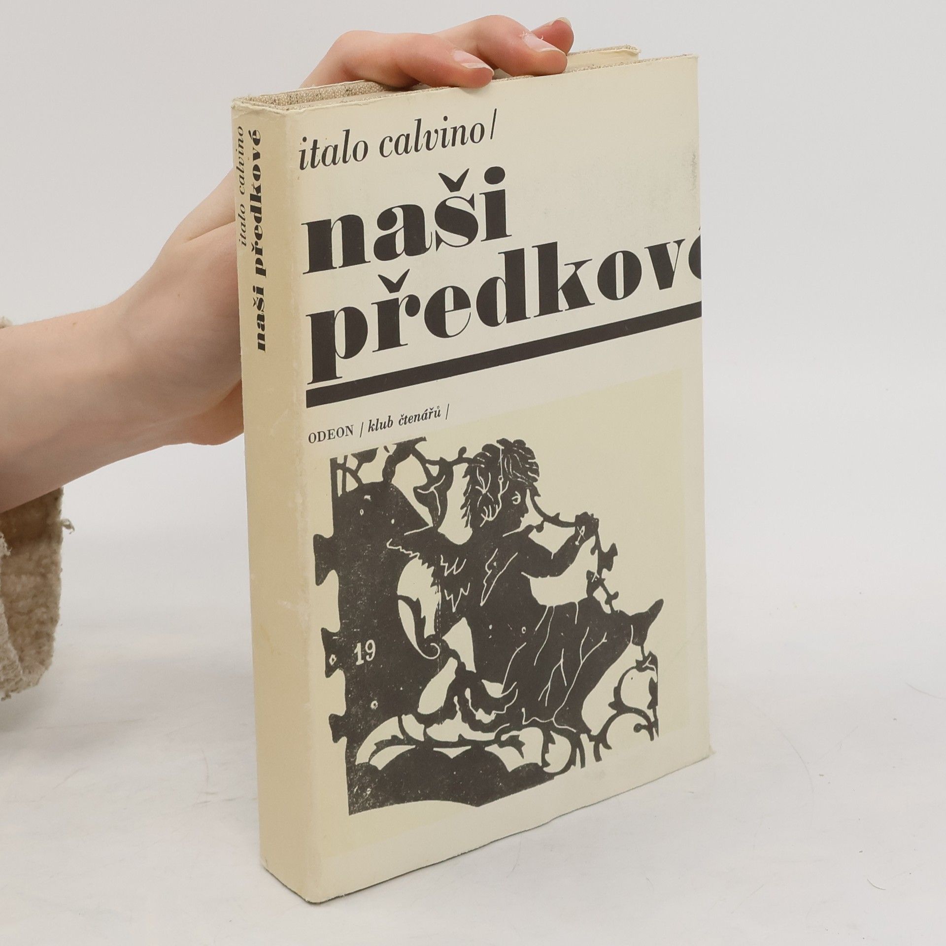Italo Calvino Naši předkové