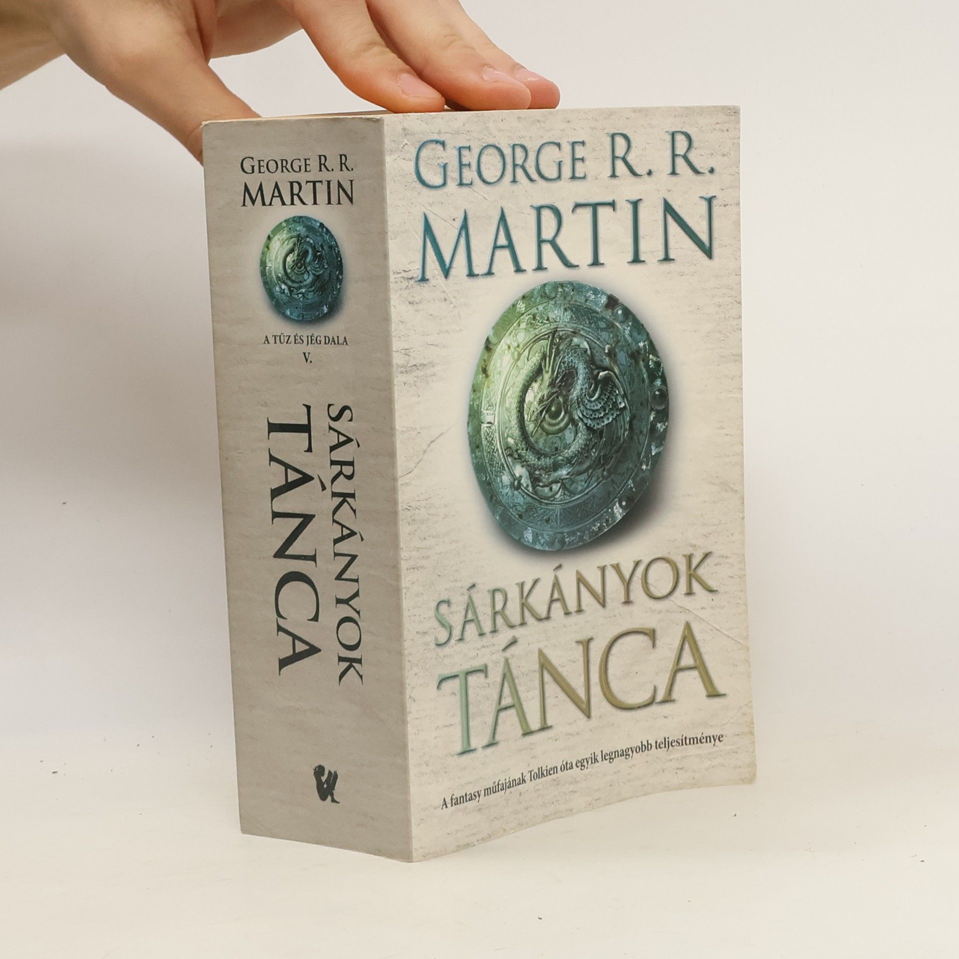 George R. R. Martin Sárkányok tánca