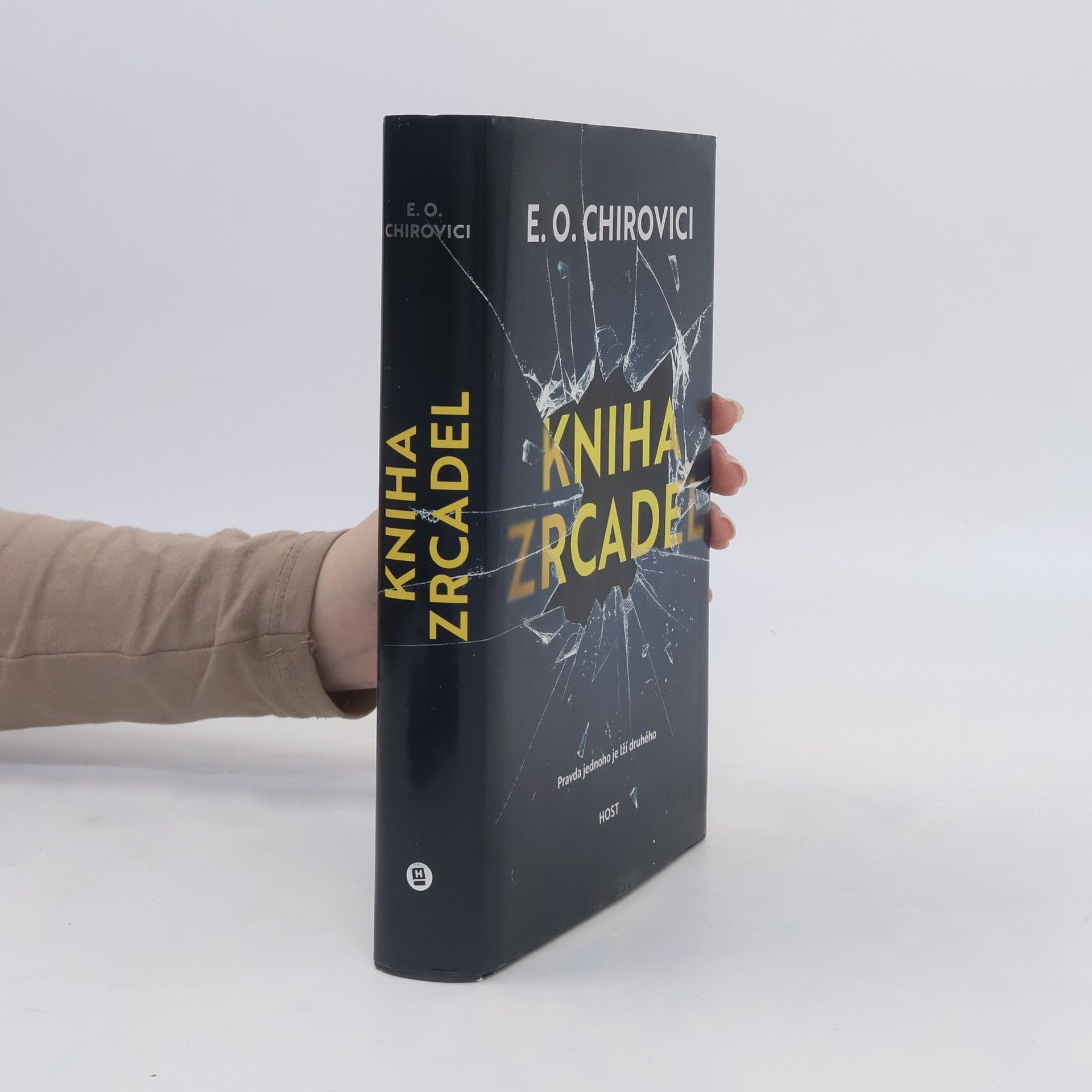 Eugen Ovidiu Chirovici Kniha zrcadel