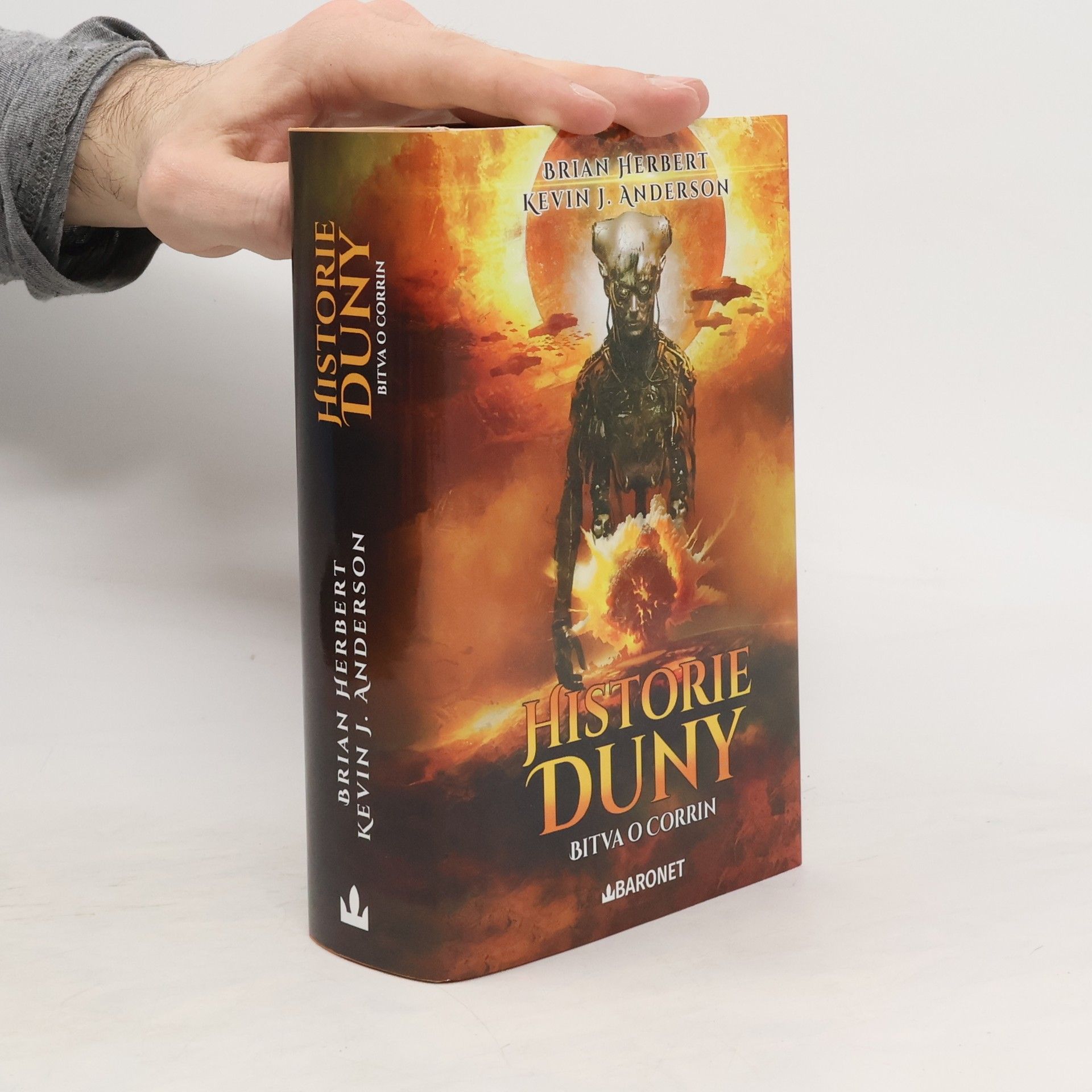 Brian Herbert Historie Duny. Bitva o Corrin