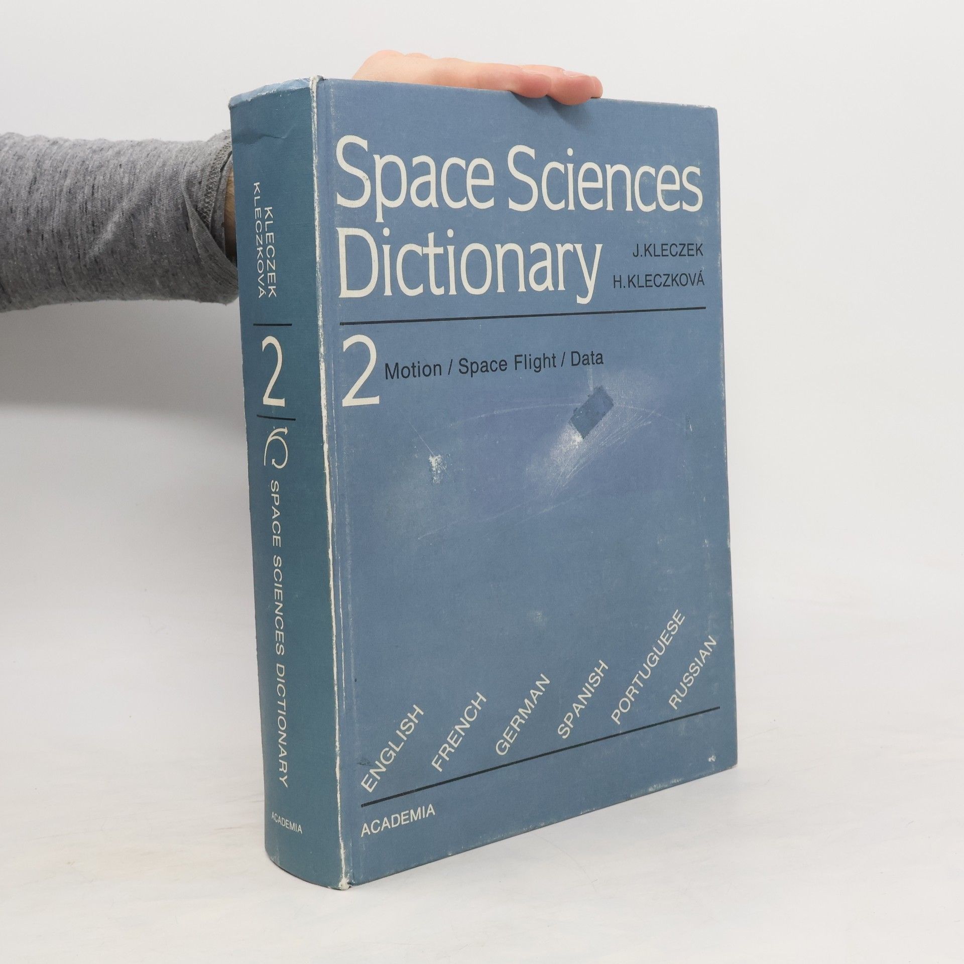 Josip Kleczek Space sciences dictionary