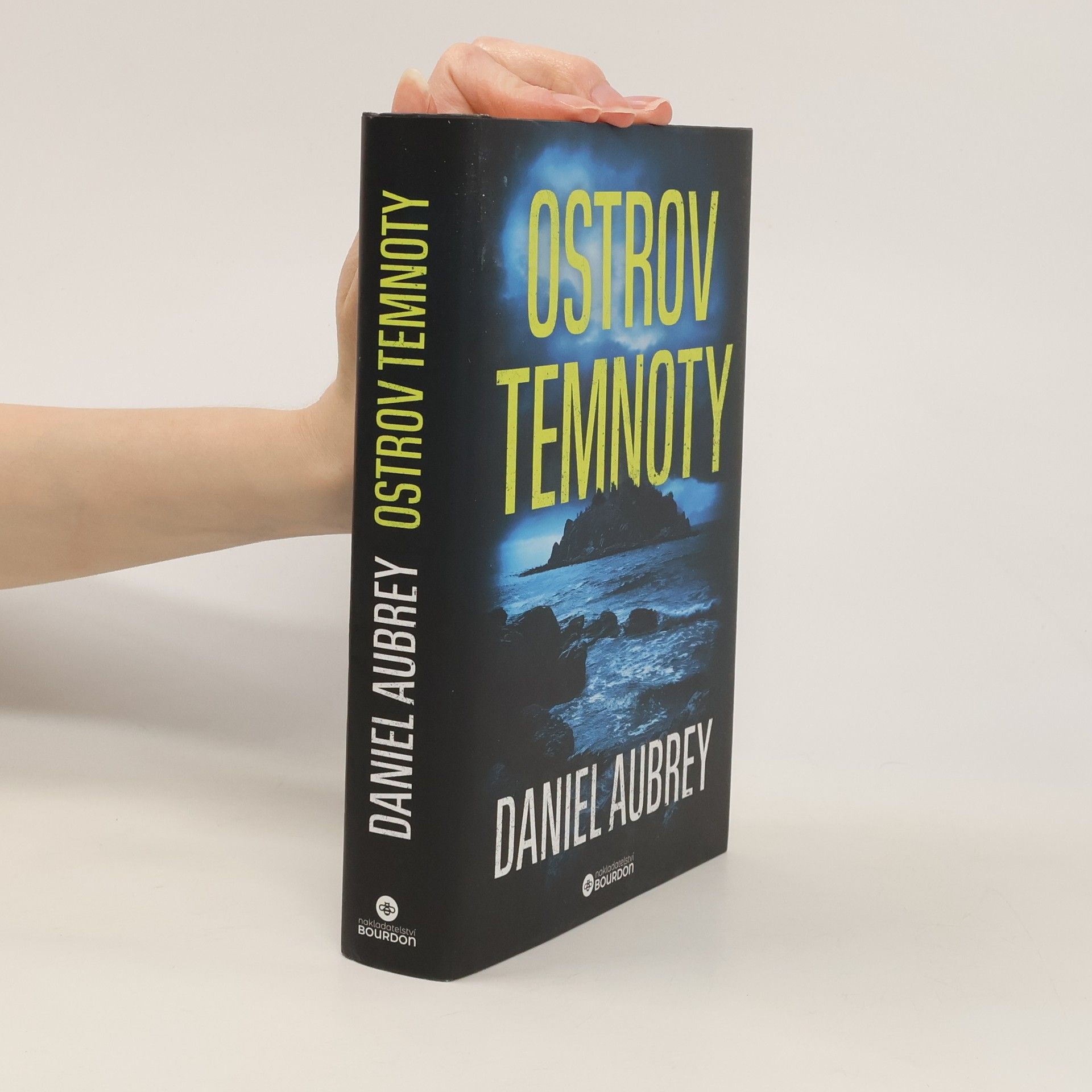 Jana Jašová Ostrov temnoty
