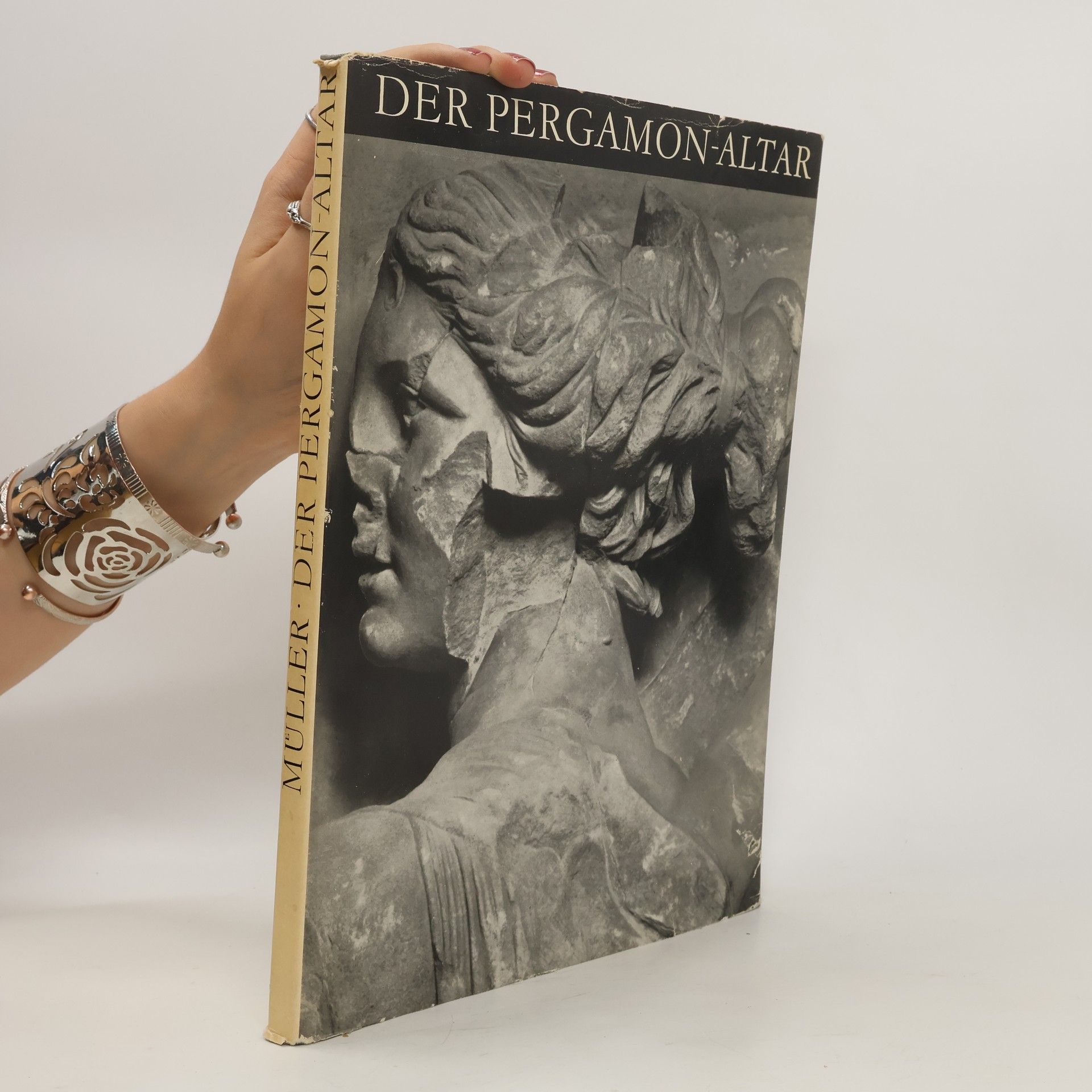 Collectif d'auteurs Der Pergamon-Altar