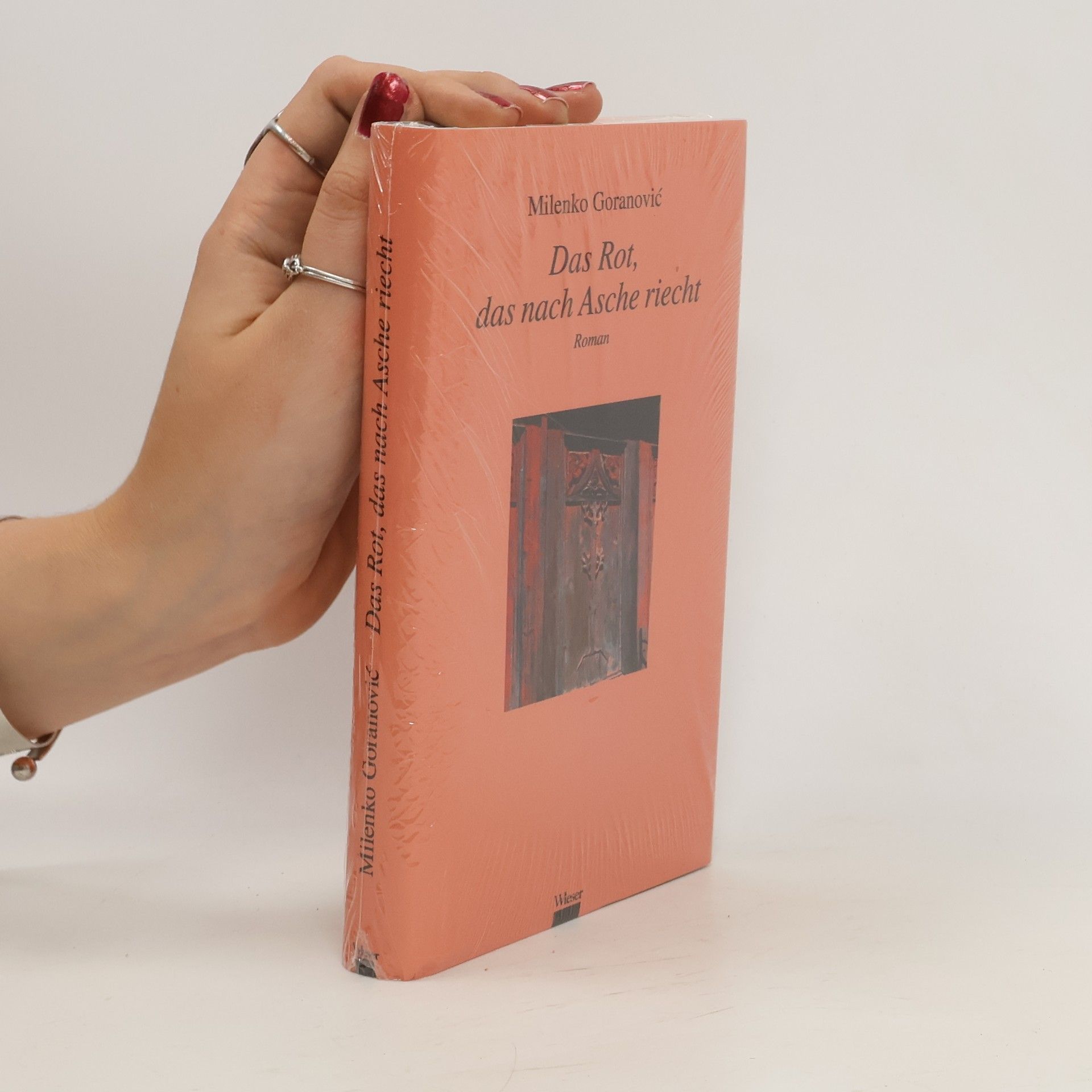 Das Rot, das nach Asche riecht