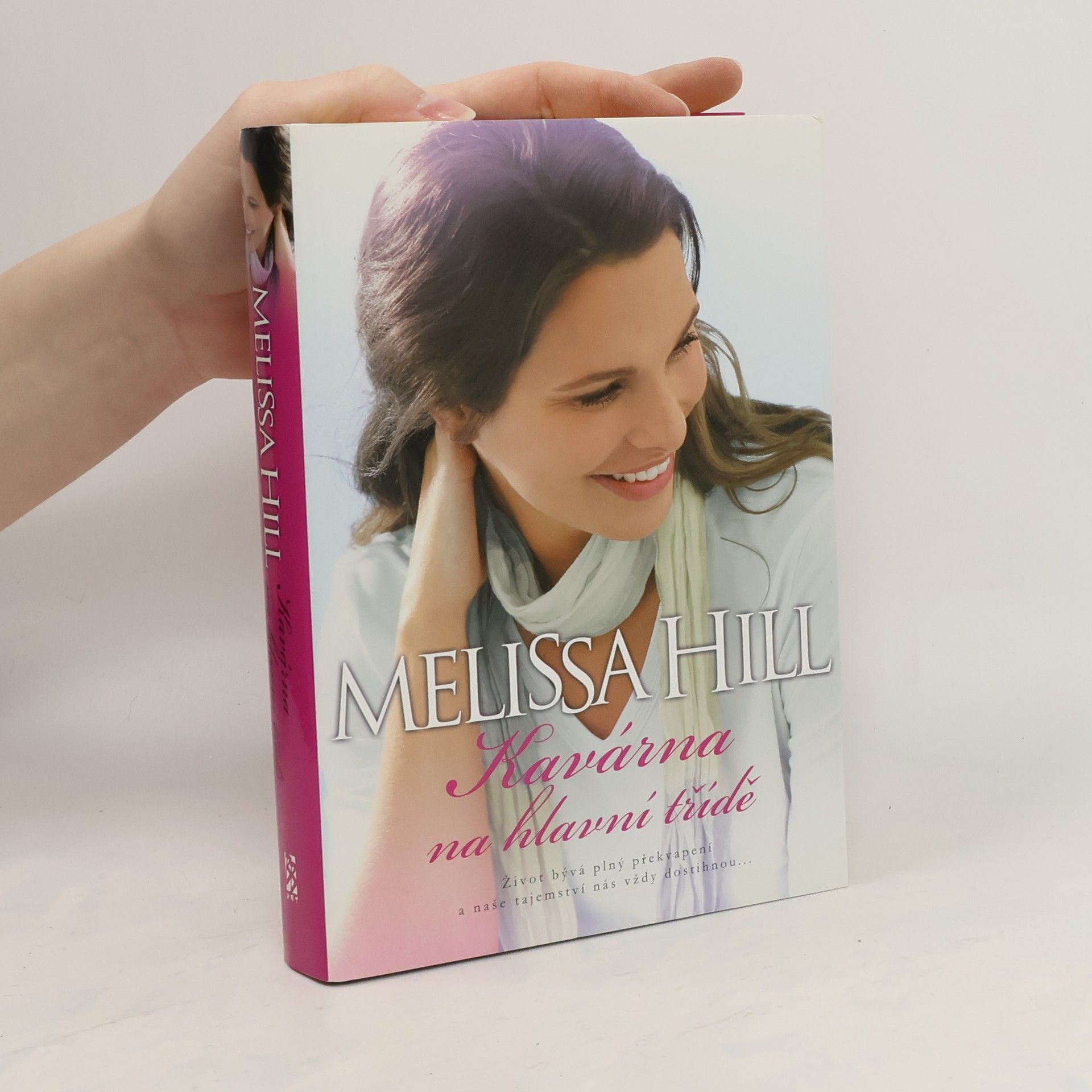 Melissa Hill Kavárna na hlavní třídě