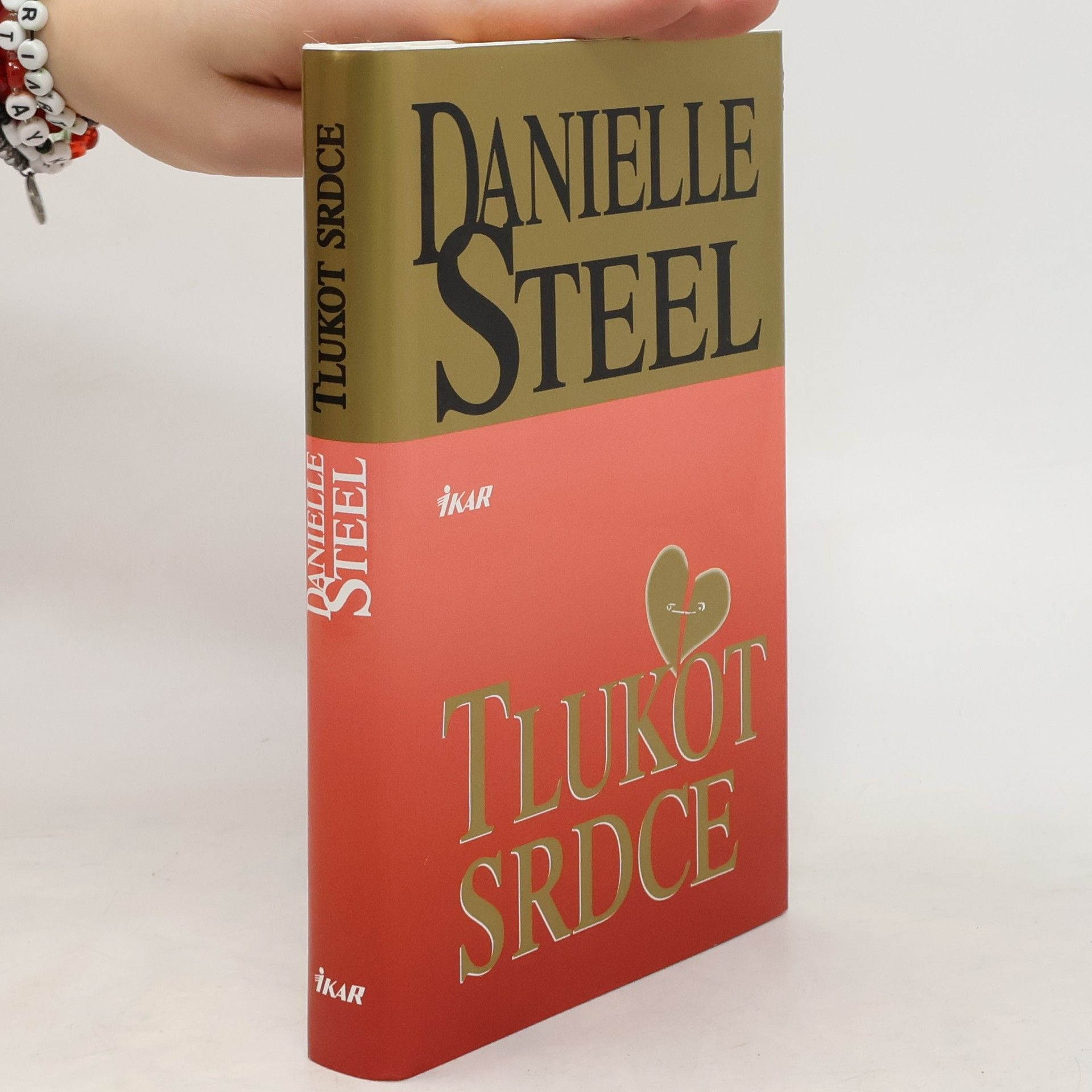 Danielle Steel Tlukot srdce