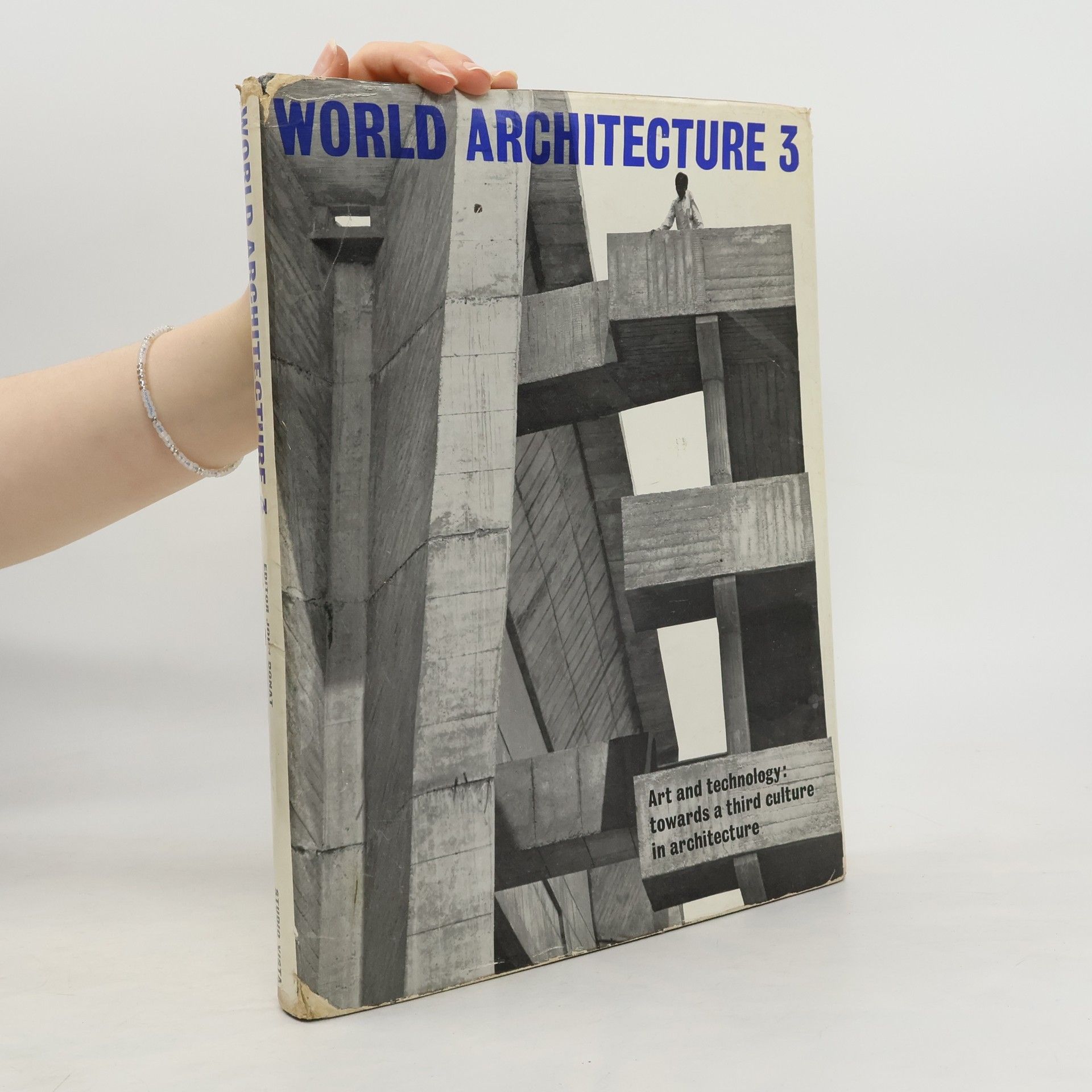John Donat World Architecture 3