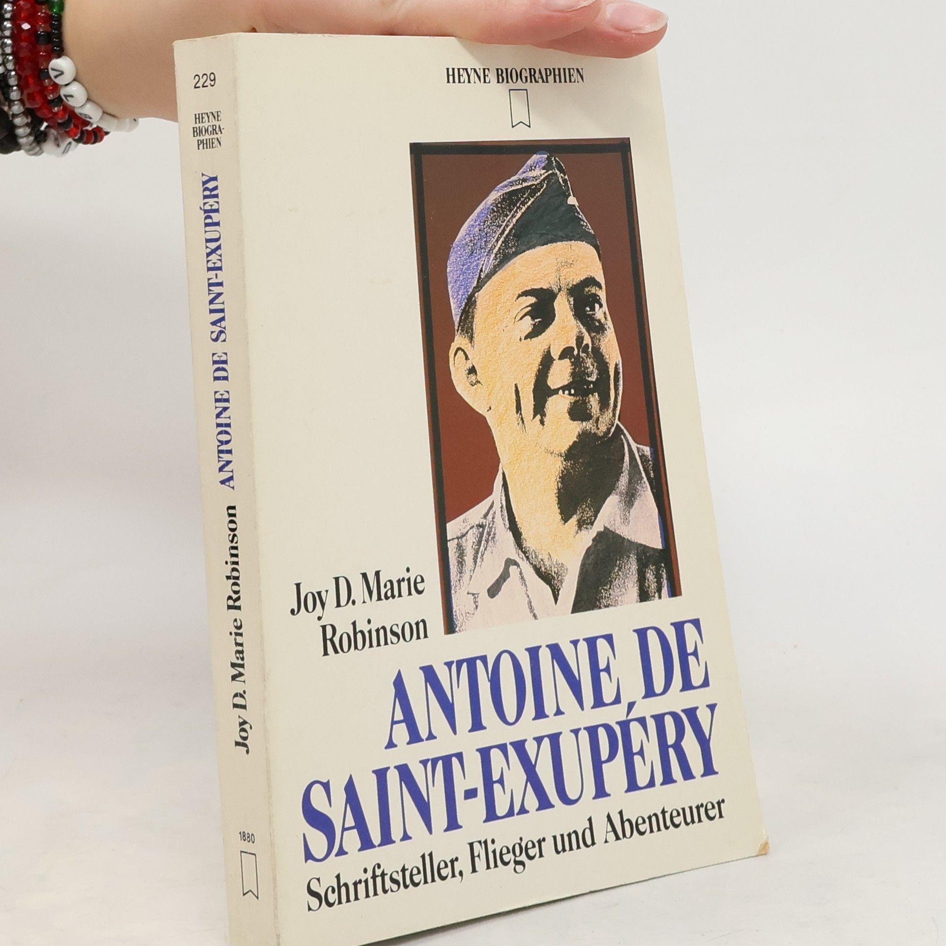 Joy D. Marie Robinson Antoine de Saint-Exupéry