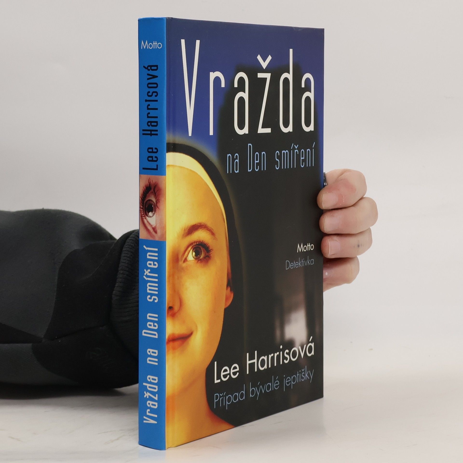 Lee Harris Vražda na Den smíření