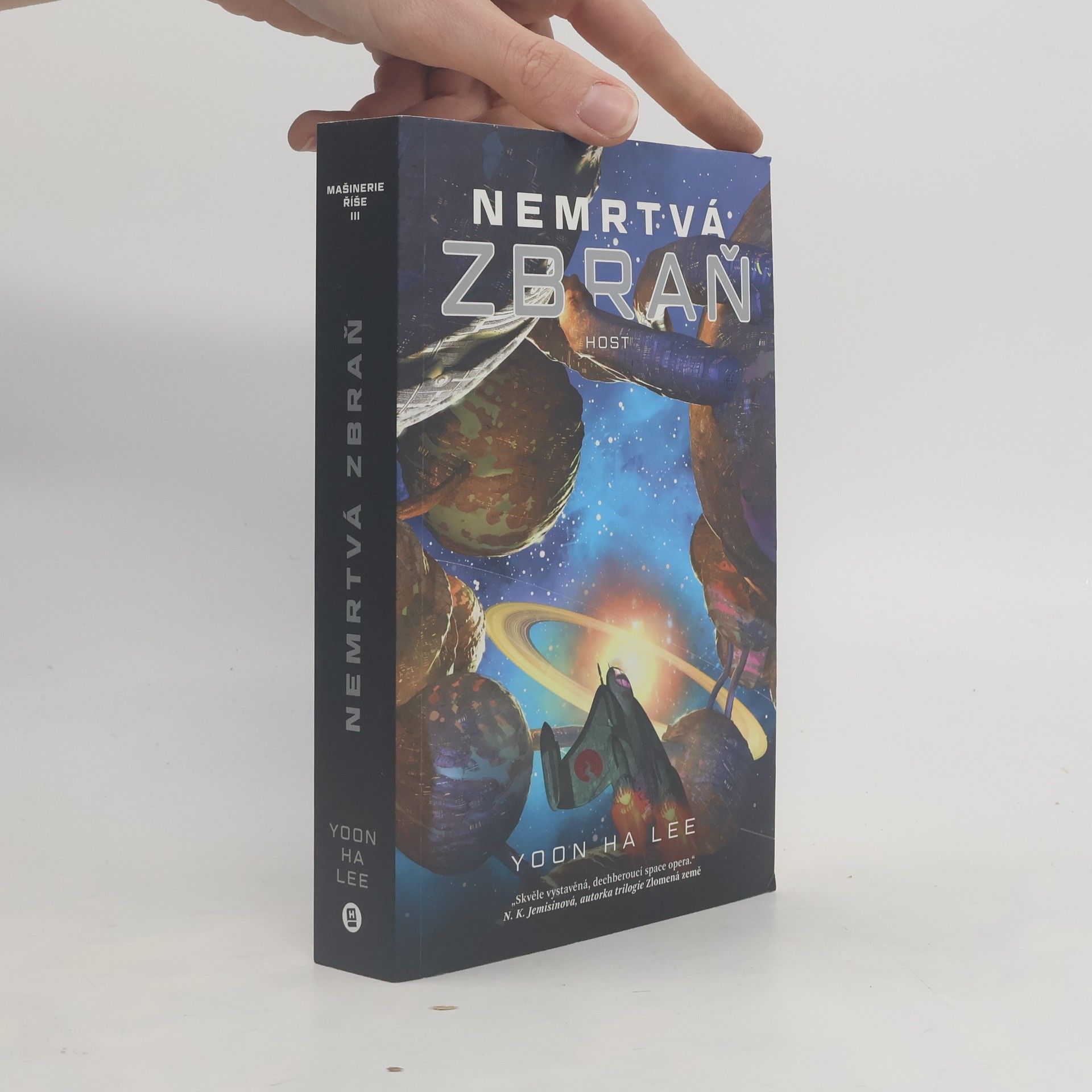 Yoon Ha Lee Nemrtvá zbraň