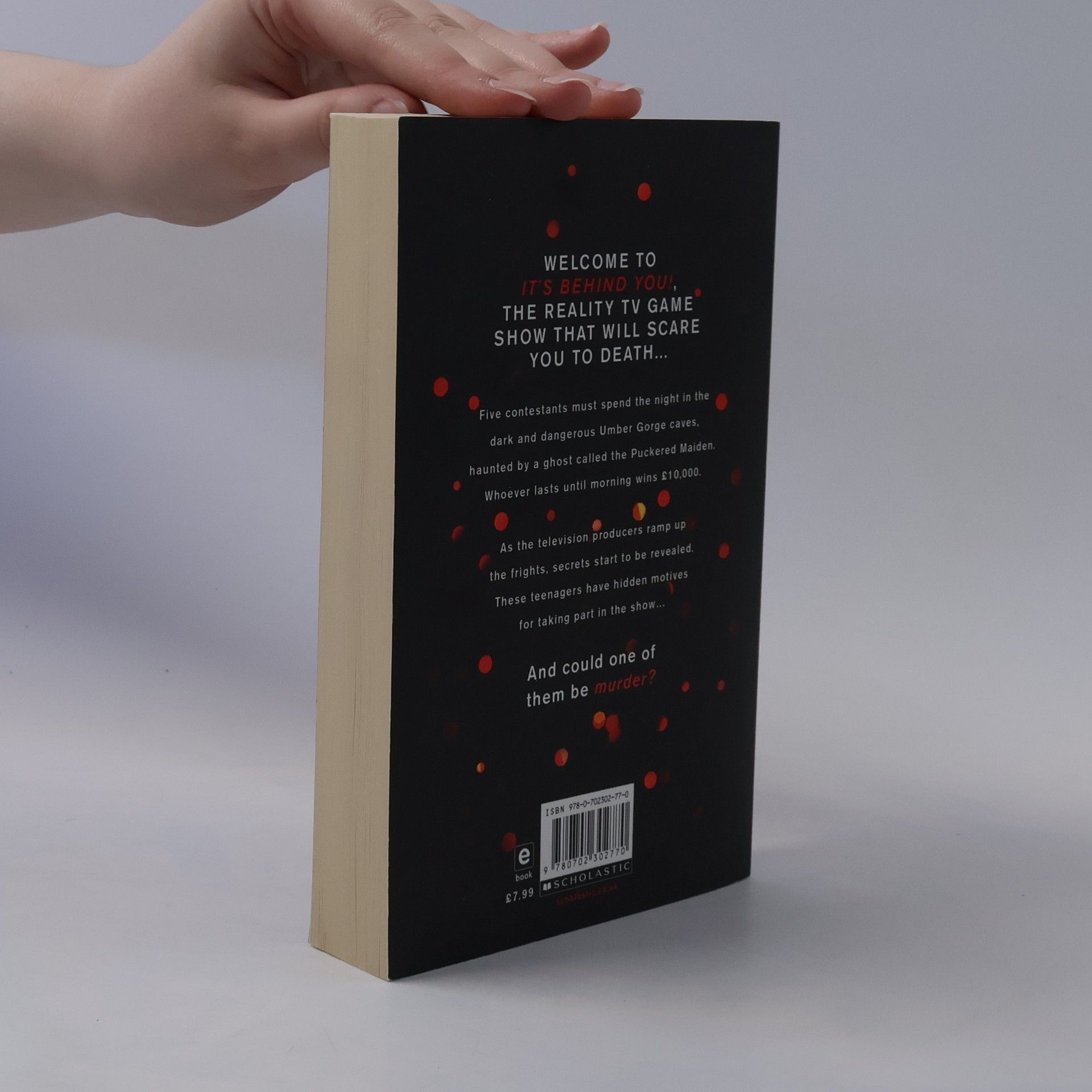 Kathryn Foxfield It's Behind You (the new read-in-one-sitting thriller by author of bestselling Good Girls Die First)