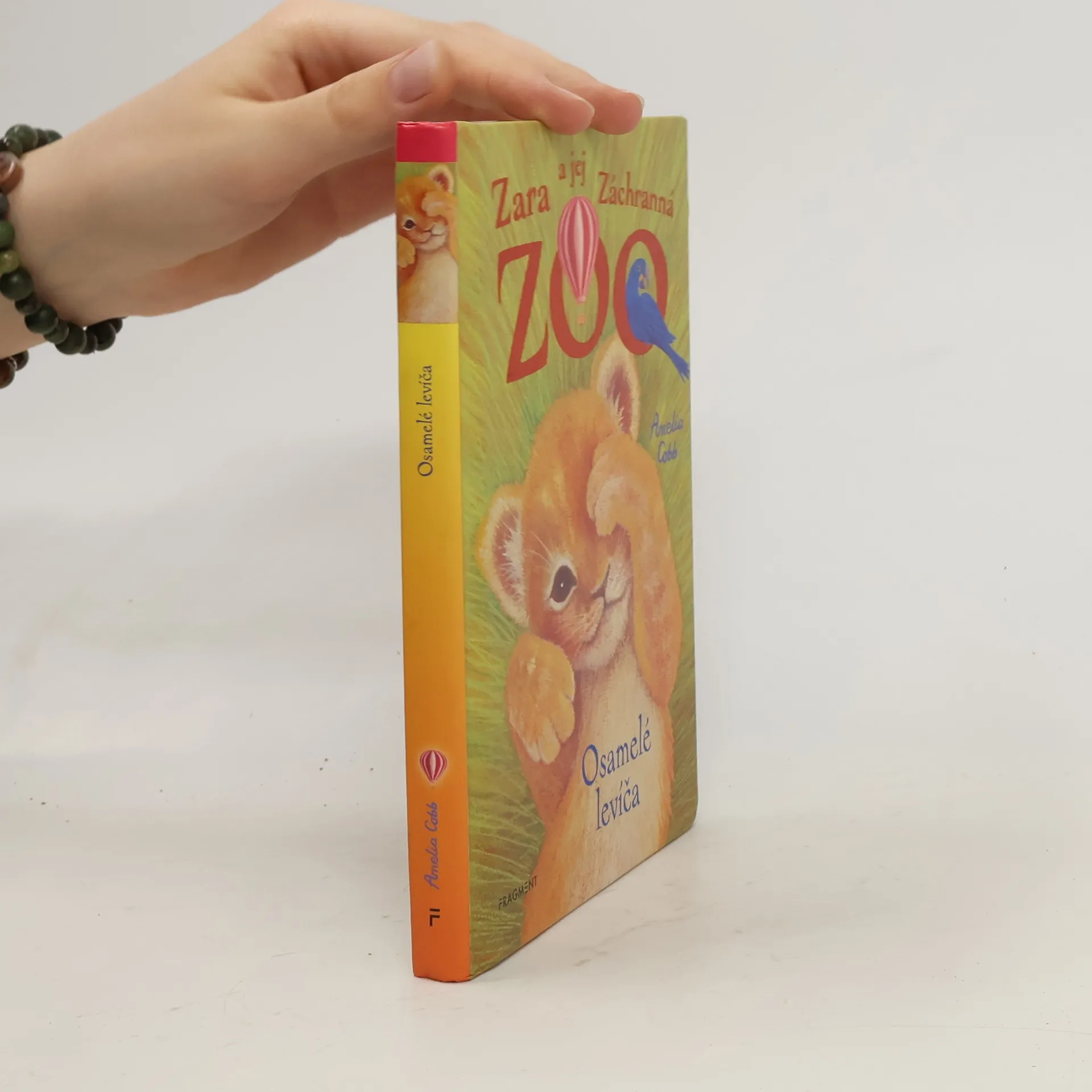 Zara a jej Záchranná zoo - Osamelé levíča | Kniha | pevná | Cobb, Amelia | SK