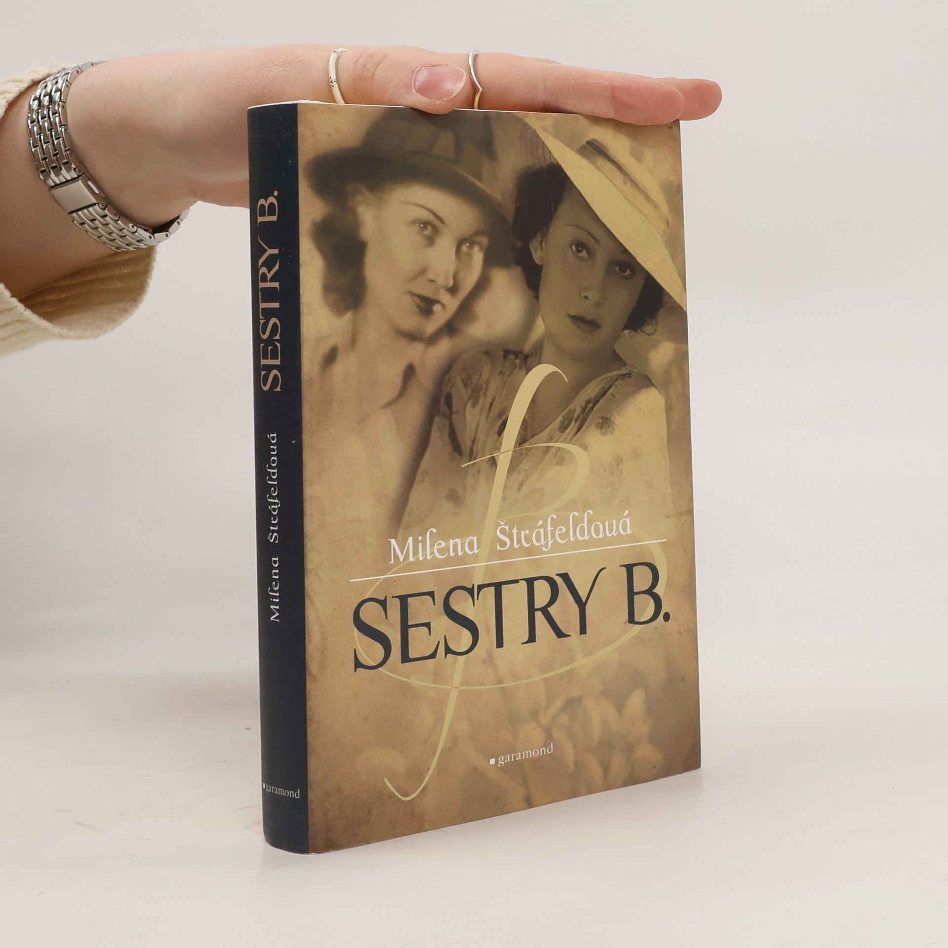 Milena Štráfeldová Sestry B.