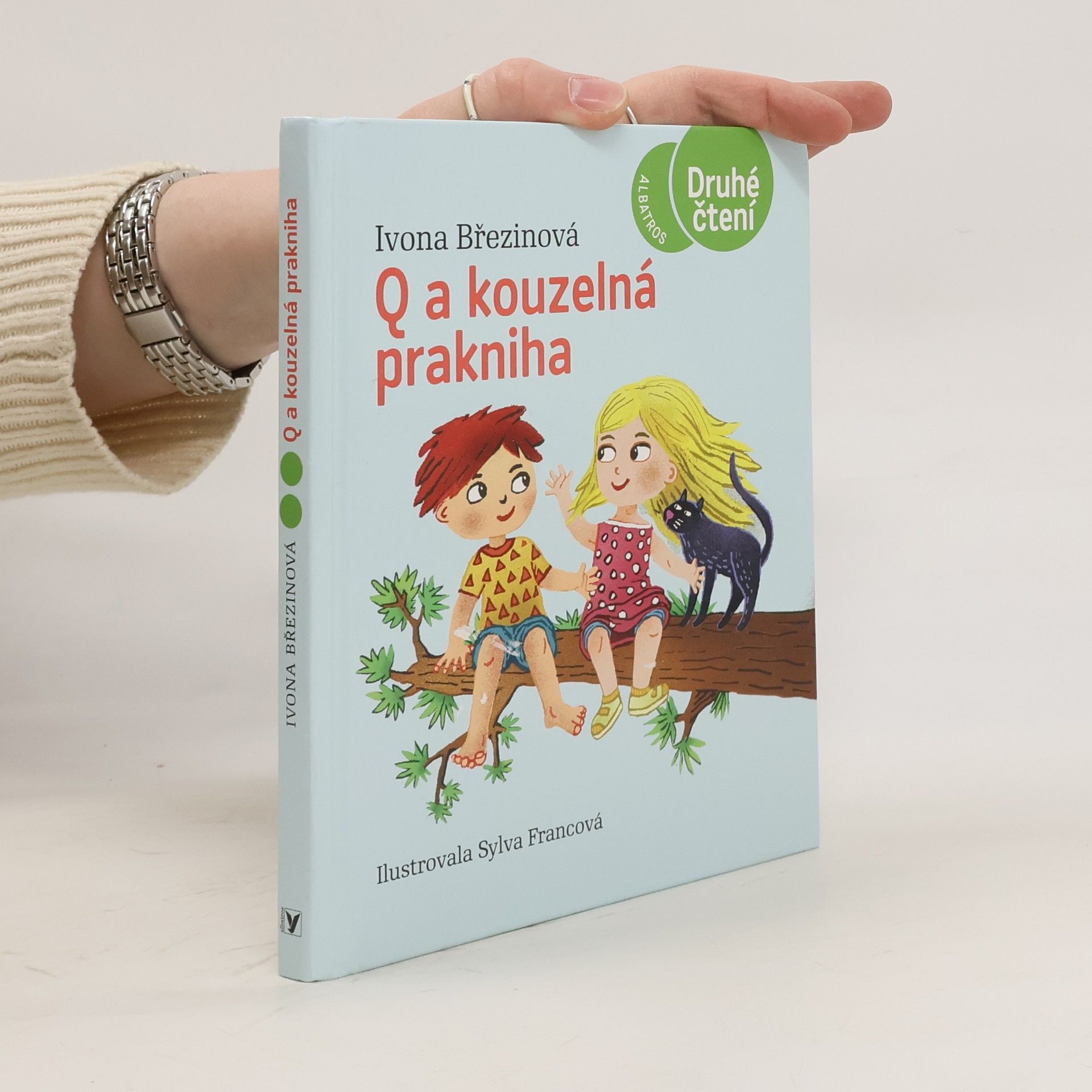 Ivona Březinová Q a kouzelná prakniha